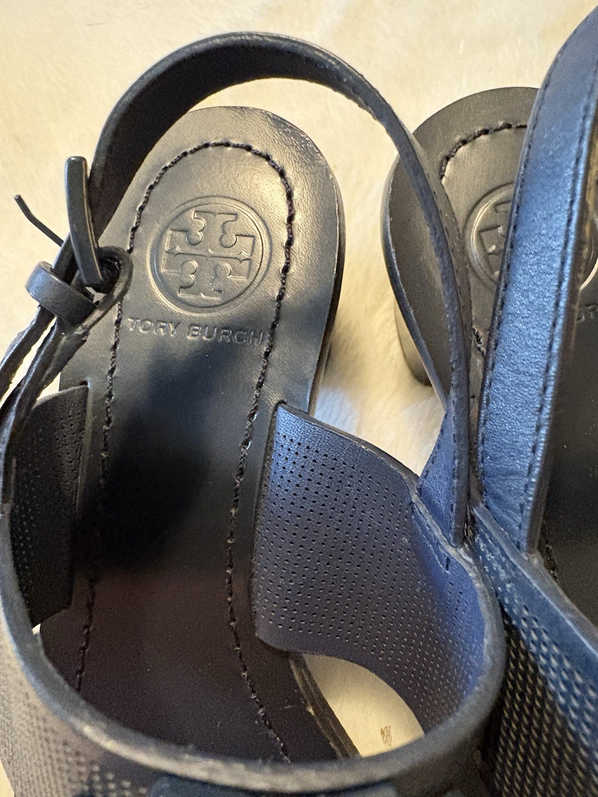 Tory Burch Black Strappy Leather Sandals Logo Buckle Ankle Strap Women US 5