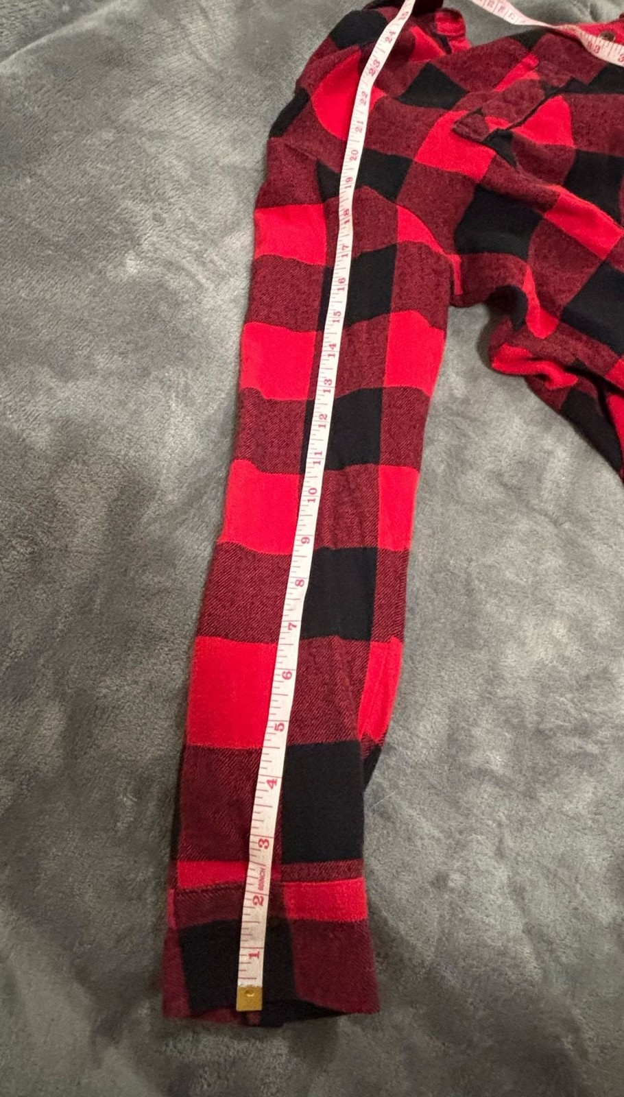 Forever 21 Red and Black Buffalo Plaid Flannel Shirt Size M