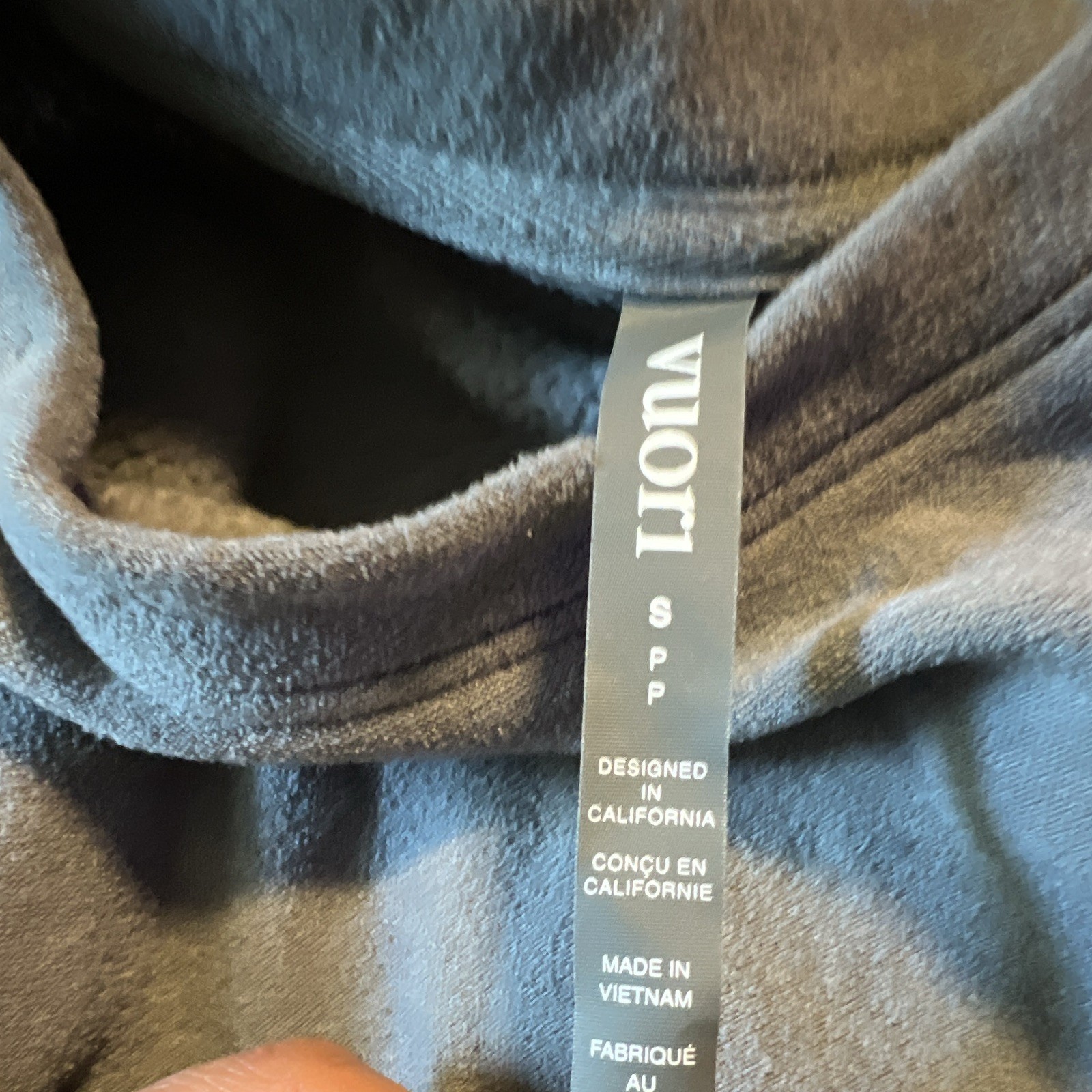 Vuori Men’s Gray Crewneck Pullover Fleece Sweatshirt Solid Long Sleeve S