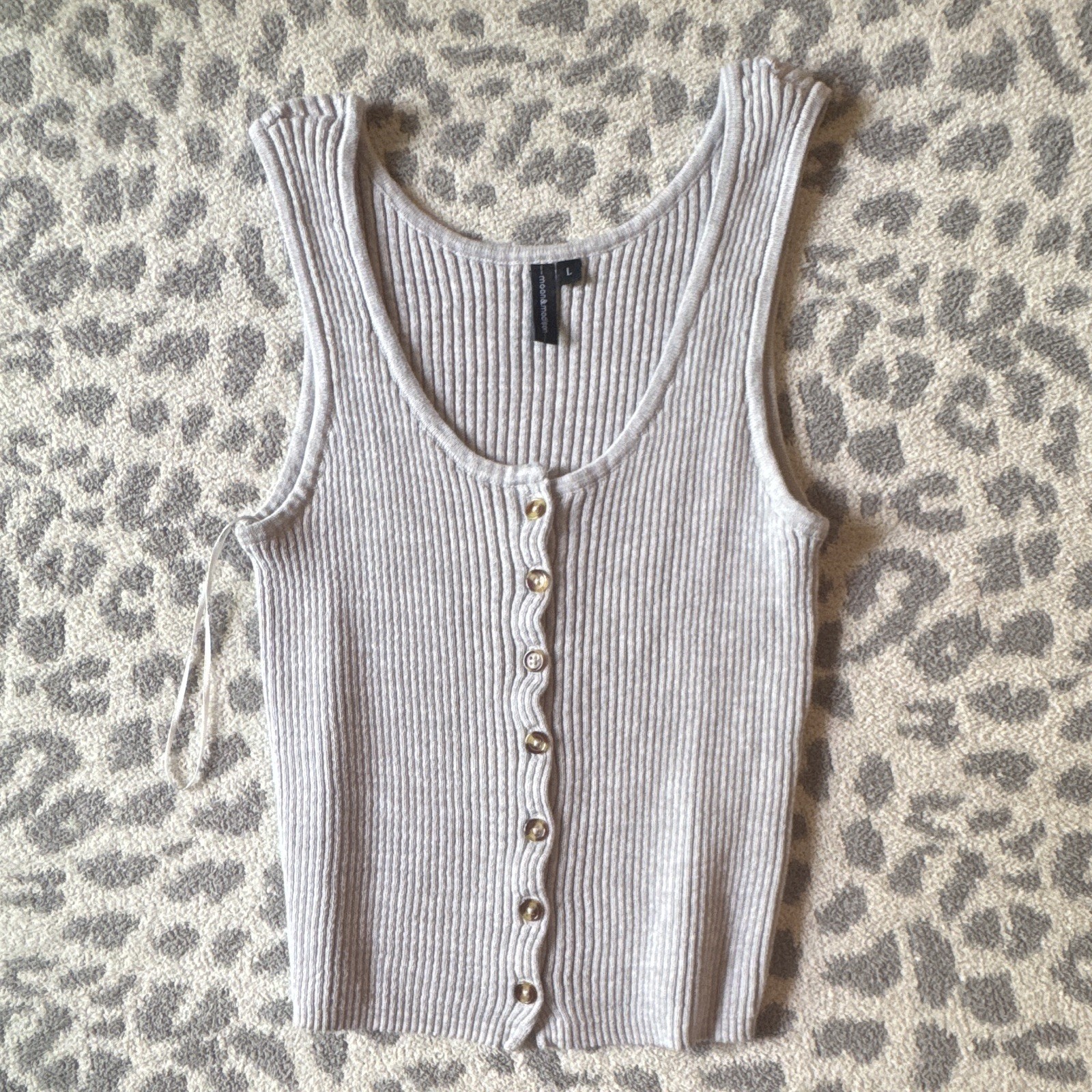 moon&madison Beige Ribbed Knit Button Front Scoop Neck Tank Top Size L