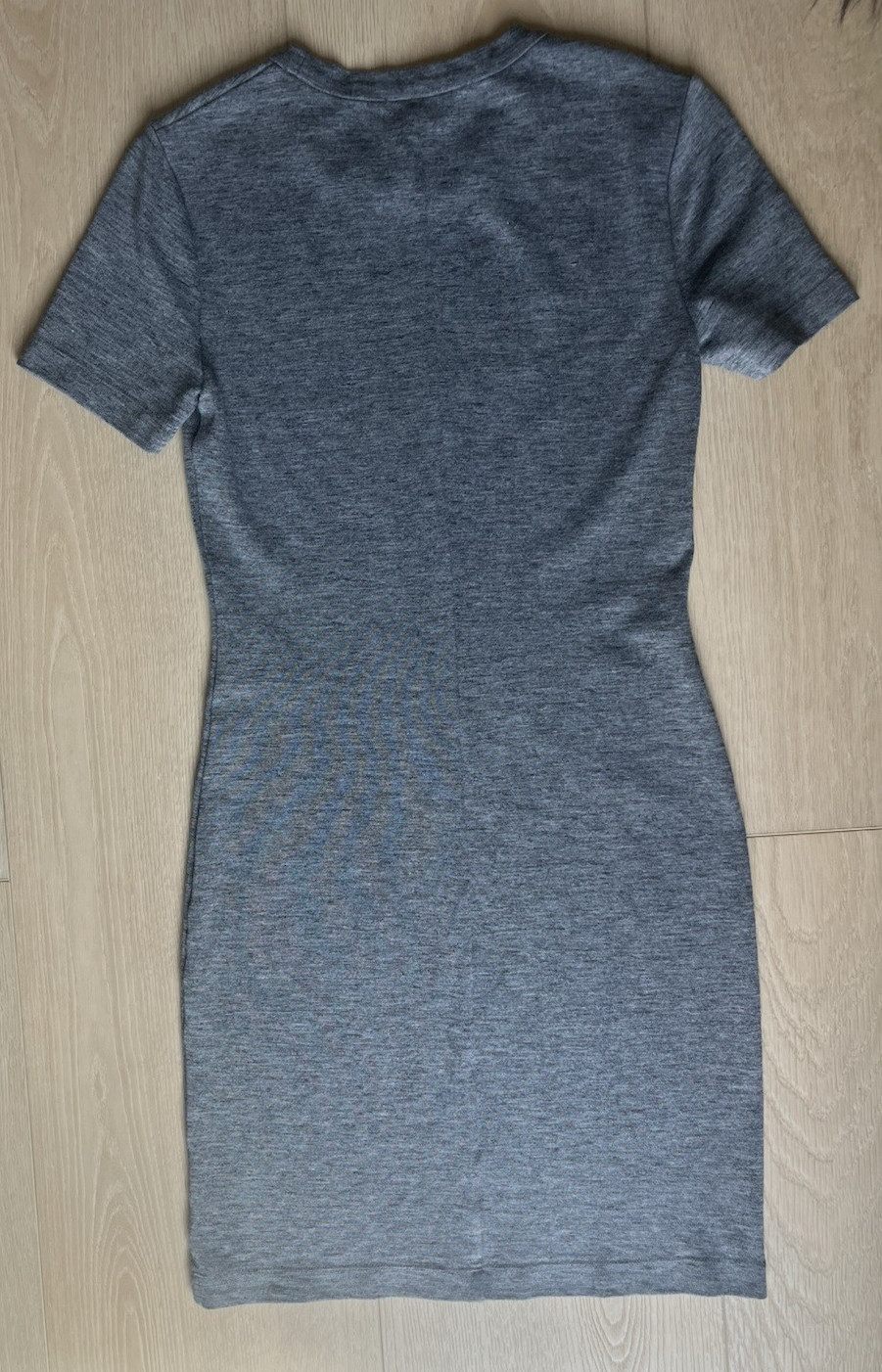 Sundays Best Dress Size 4 Gray Bodycon Short Sleeve Mini Soft