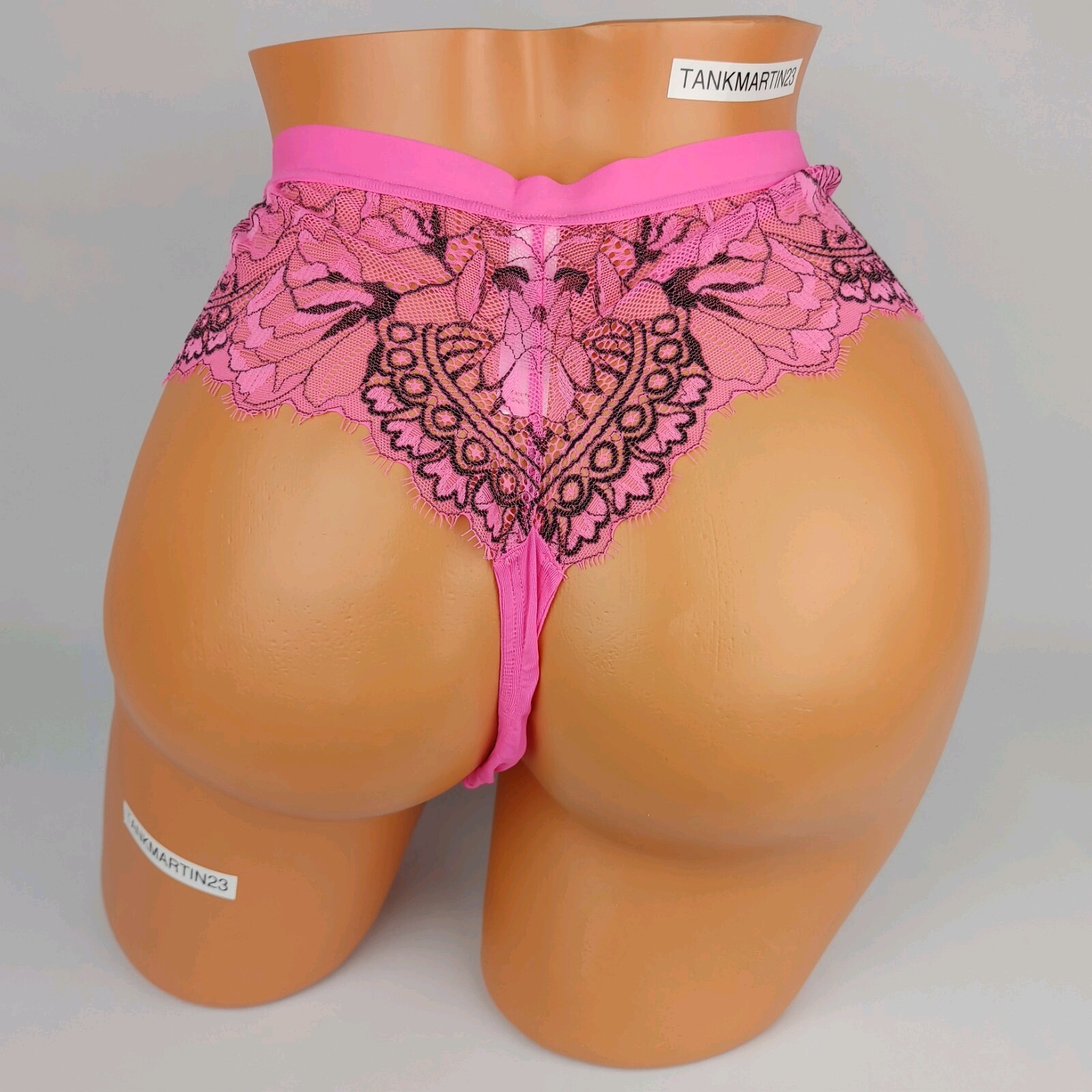 LANE BRYANT CACIQUE NO SHOW THONG 22/24 PANTY PLUS SOLID PINK LACE BACK SEXY