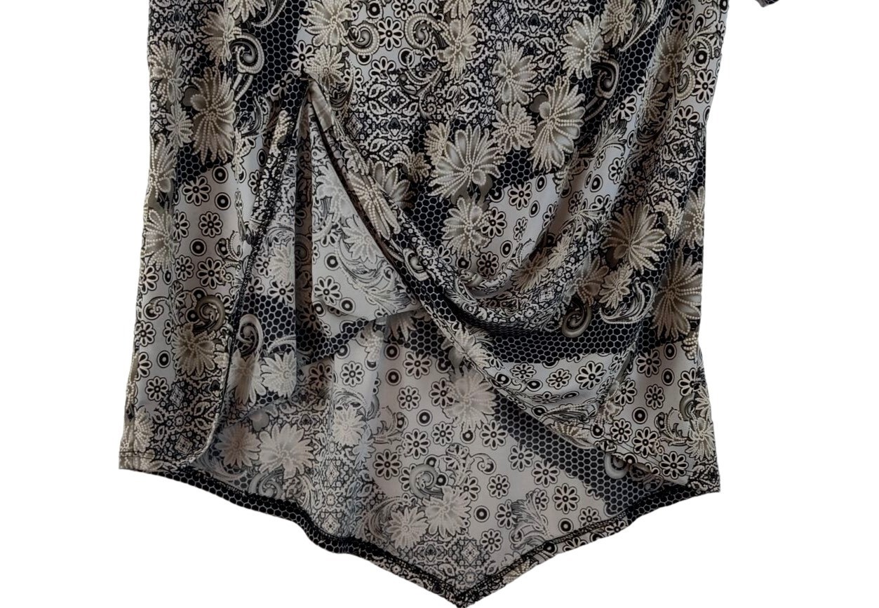 Silky Jersey Knit Tunic Top Black White 2X Exclusive One Floral Print Asymmetric