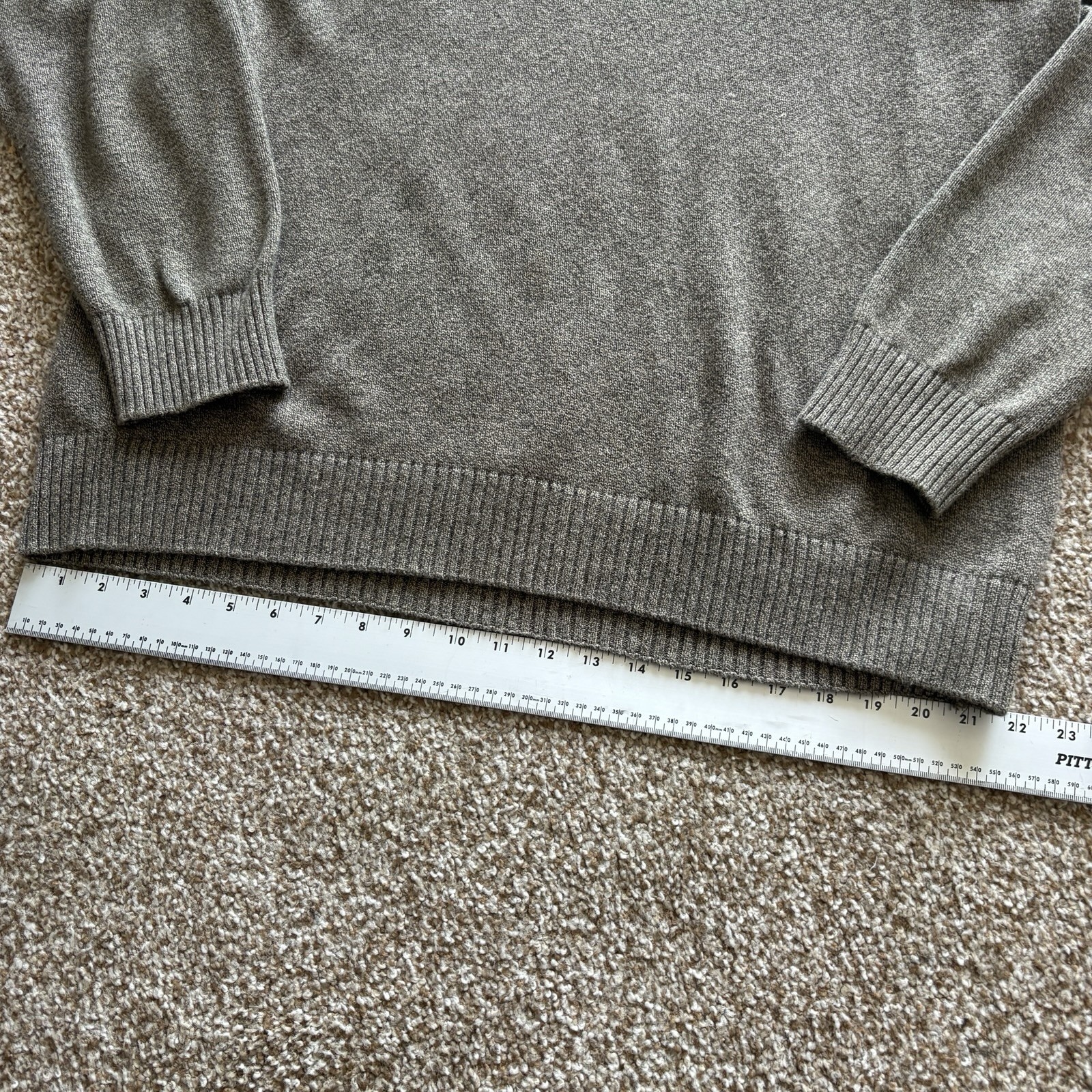 dockers xl quarter zip sweater 100% cotton great condition for unisex