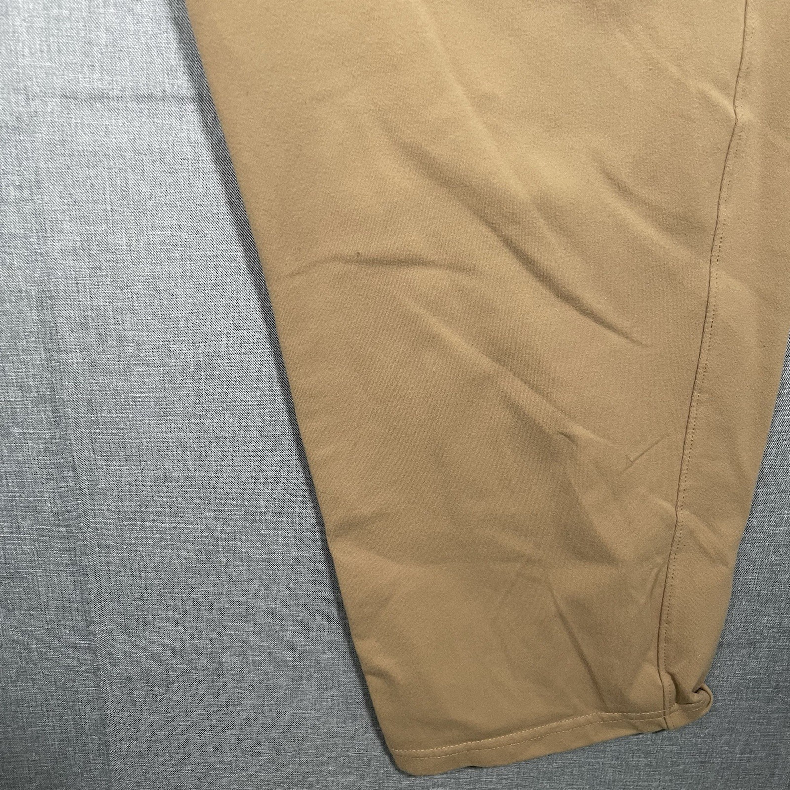 Public Rec Gamechanger All Day Every Day Pants Men 40×28 Beige Gym Travel Pocket