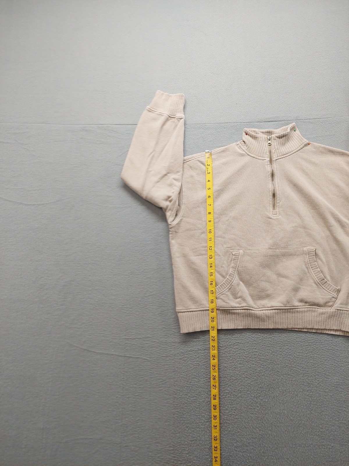 C&C California Women Sweatshirt L Beige Mock Neck 1/2 Zip Kangaroo Pocket Casual