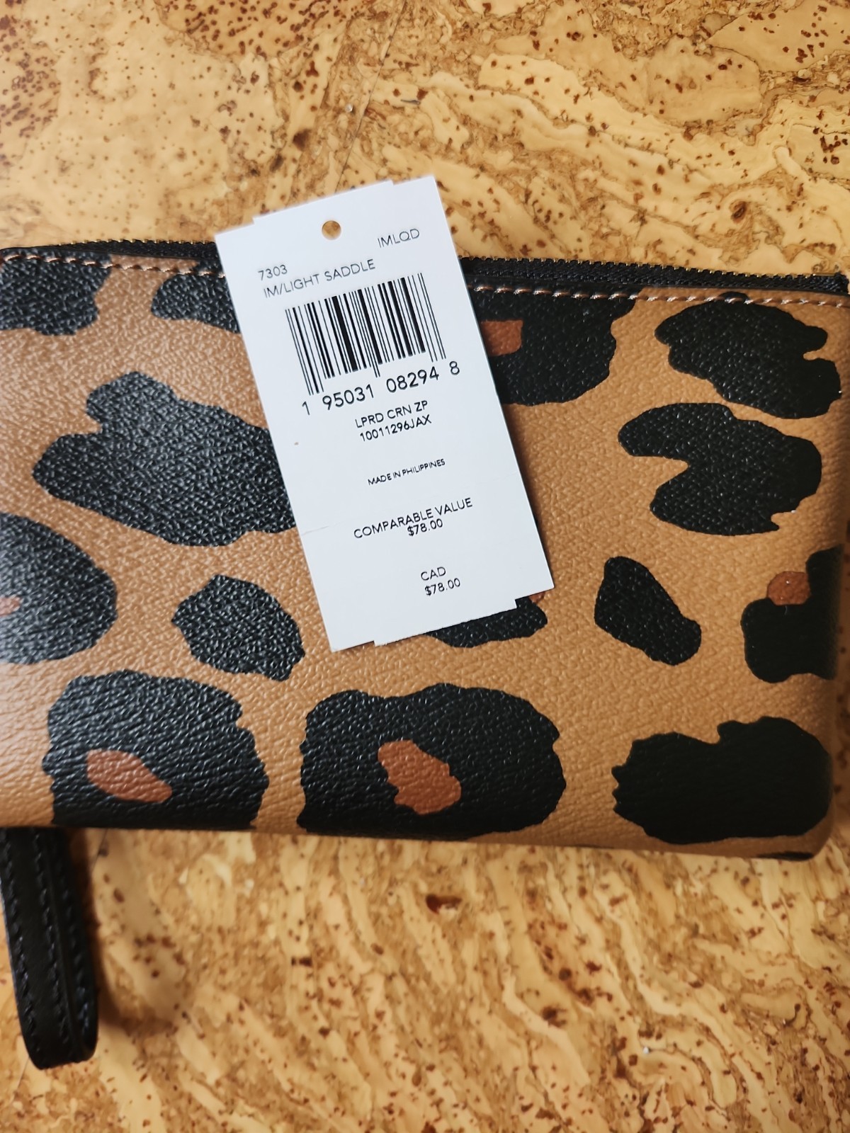 NEW COACH Corner Zip Wristlet Leopard Print #CC871