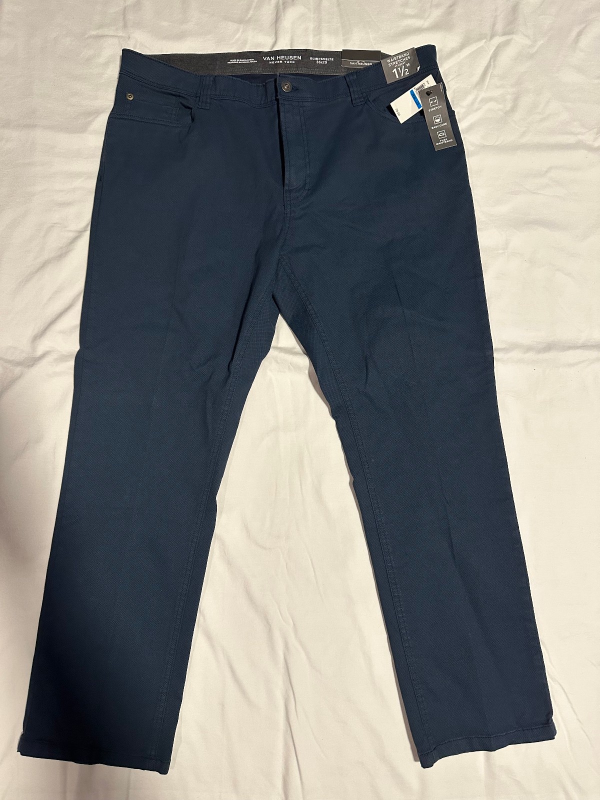 NWT Van Heusen Men’s Never Tuck Slim Pants Size 36×29 Blue Stretch