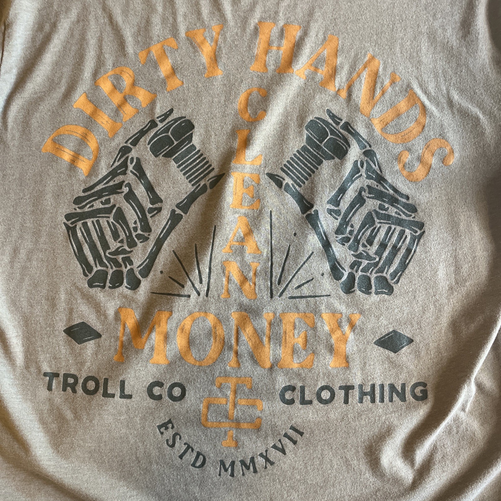 Troll Co Clothing Dirty Hands Clean Money T Shirt Men’s XL Brown Knuckle Busters