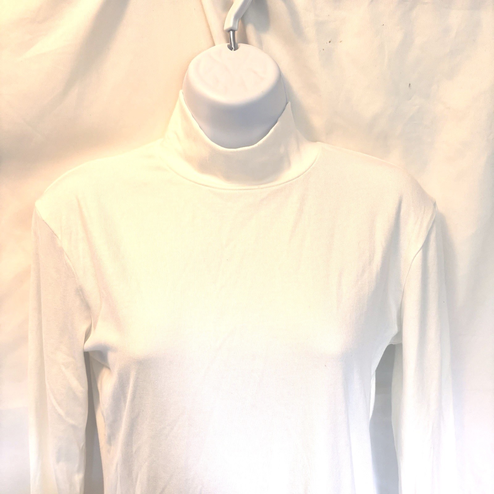 Stretch Closet Staple Mock Neck Top Long Sleeved Cotton Spandex Women’s M Cream
