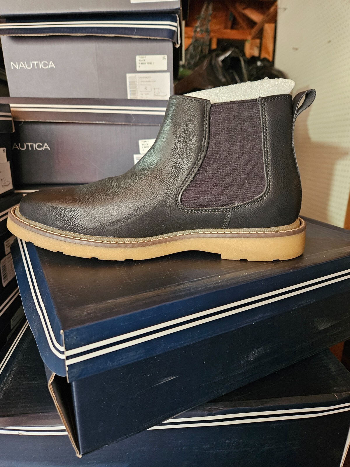 Nautica Men’s Grandt Casual Chukka Boots Black Color New in Box