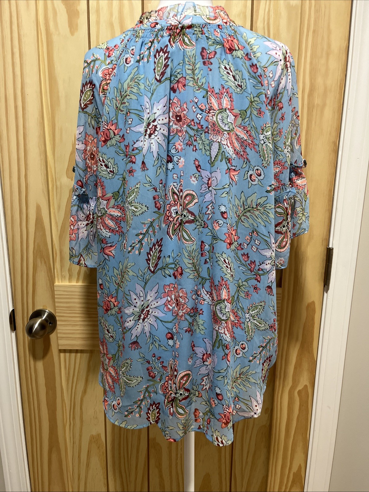LOFT Blouse Top Women’s Size L Blue Floral Bell Sleeves Ties In Front Lined