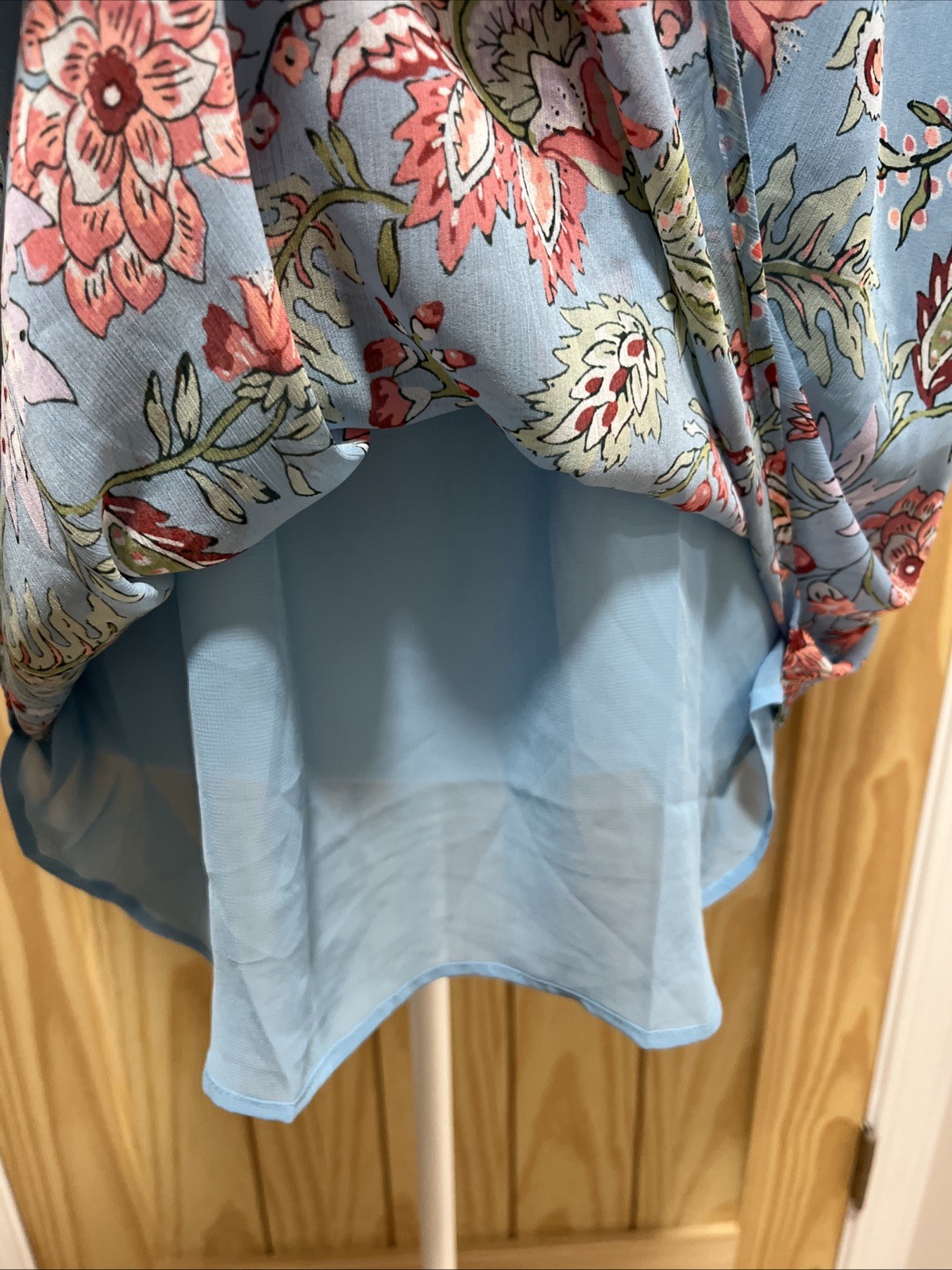 LOFT Blouse Top Women’s Size L Blue Floral Bell Sleeves Ties In Front Lined