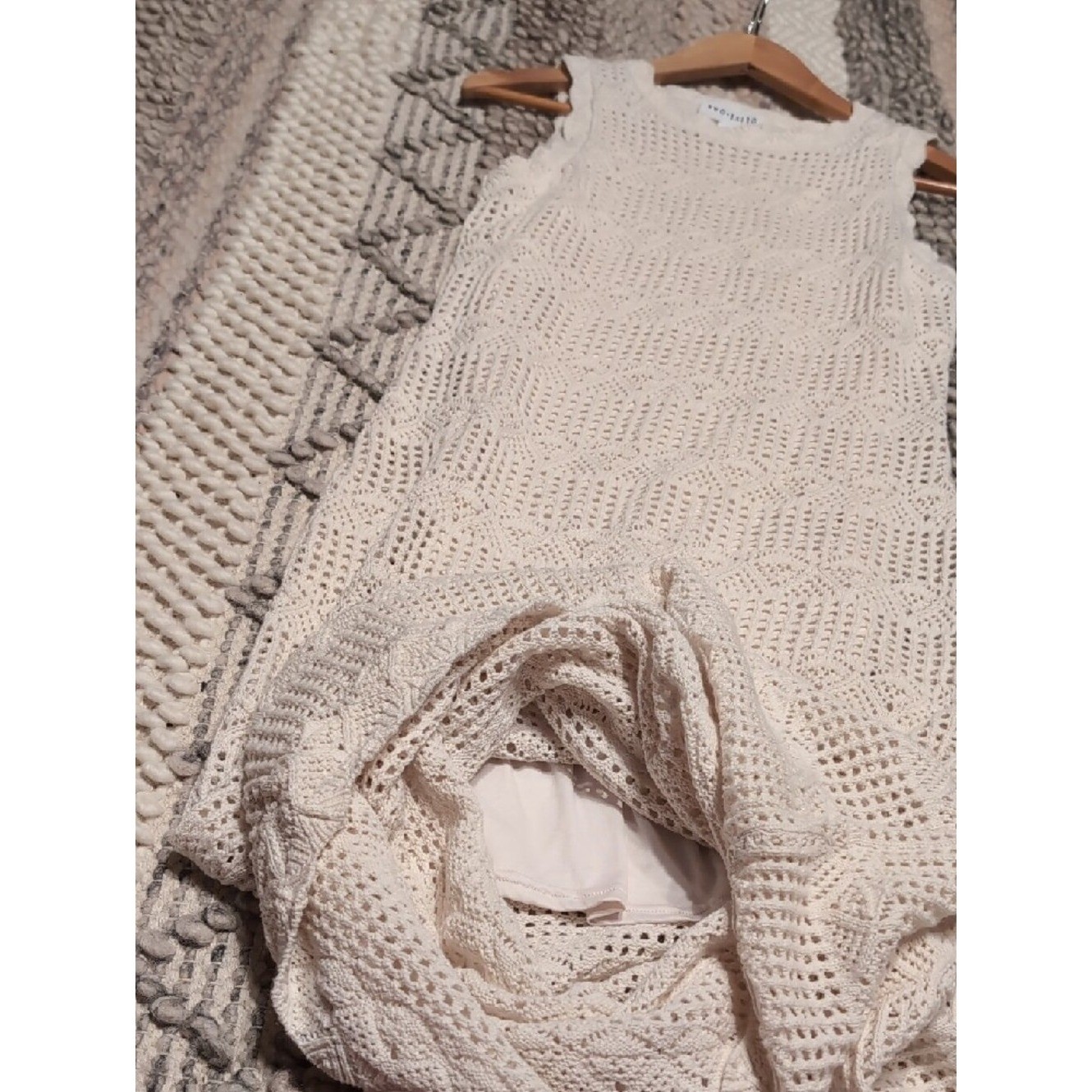 Olive & Oak Cream Crochet Sleeveless Maxi Dress. Size M. Lined Until Mid Thigh
