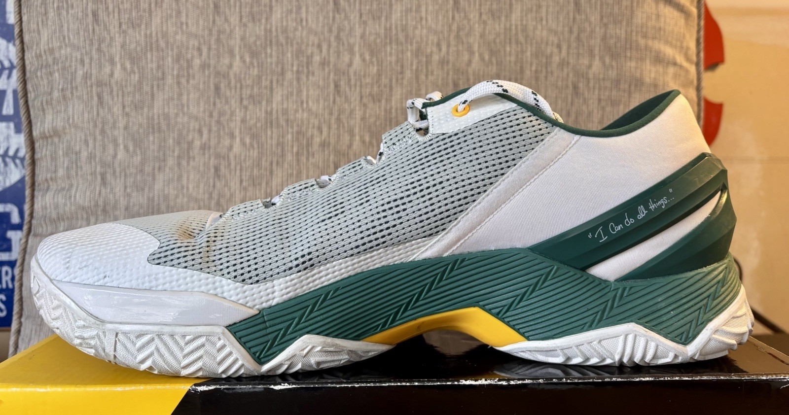 CURRY 2 LOW “OAKLAND” STEPH CURRY MENS SIZE 14 1264001-102