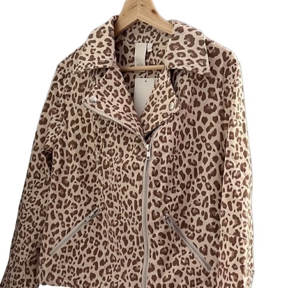 Ady P Classic Leopard Combo Front Zip and Pockets Jacket Size L NWT