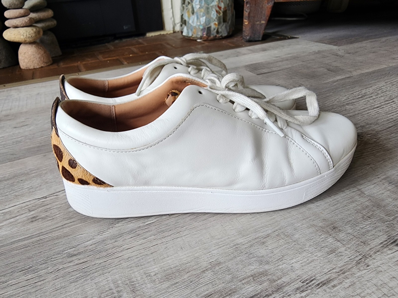 FitFlop Women’s White Low Top Lace-Up Sneakers Animal Print Heel Tab FHS-A08