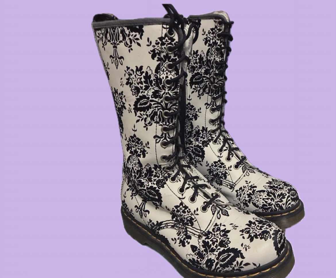 Dr. Martens 1890 Women’s White/Black Floral Lace-Up Combat Mid-Calf Boots 8