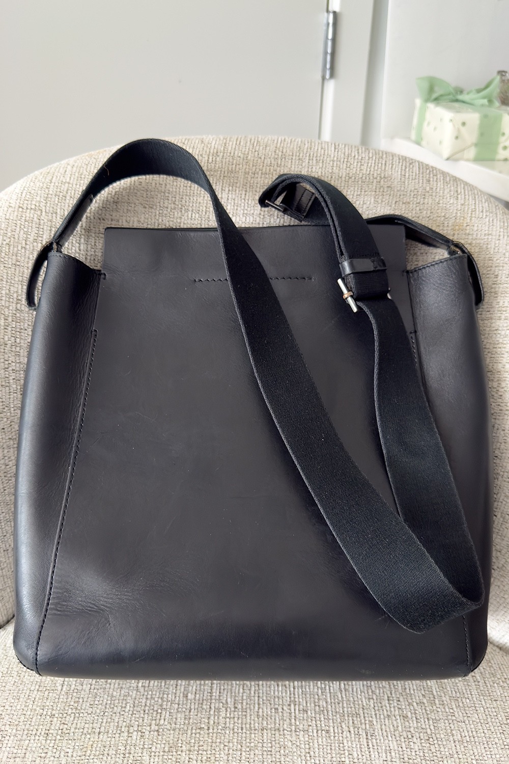 Everlane The Form Bag Black Leather Purse Made In Italy