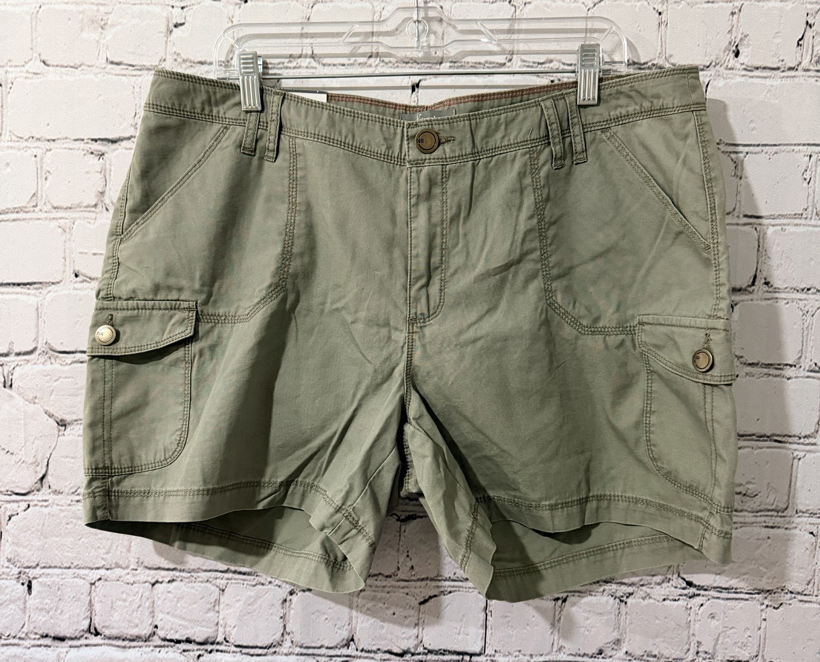 Natural Reflections Shorts Womens 16 Green Cargo Twill Outdoor Hiking Casual