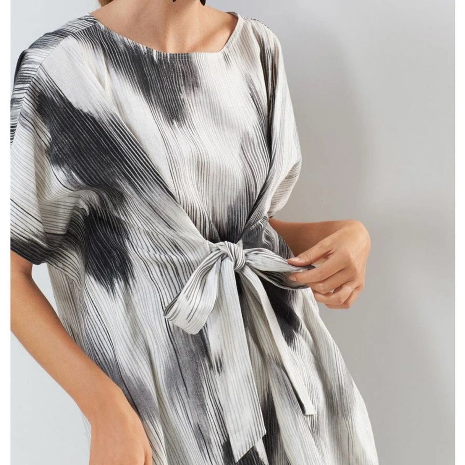 Natori Painted Ikat Caftan Linen Top Artistic Dolman Sleeve Blouse Abstract