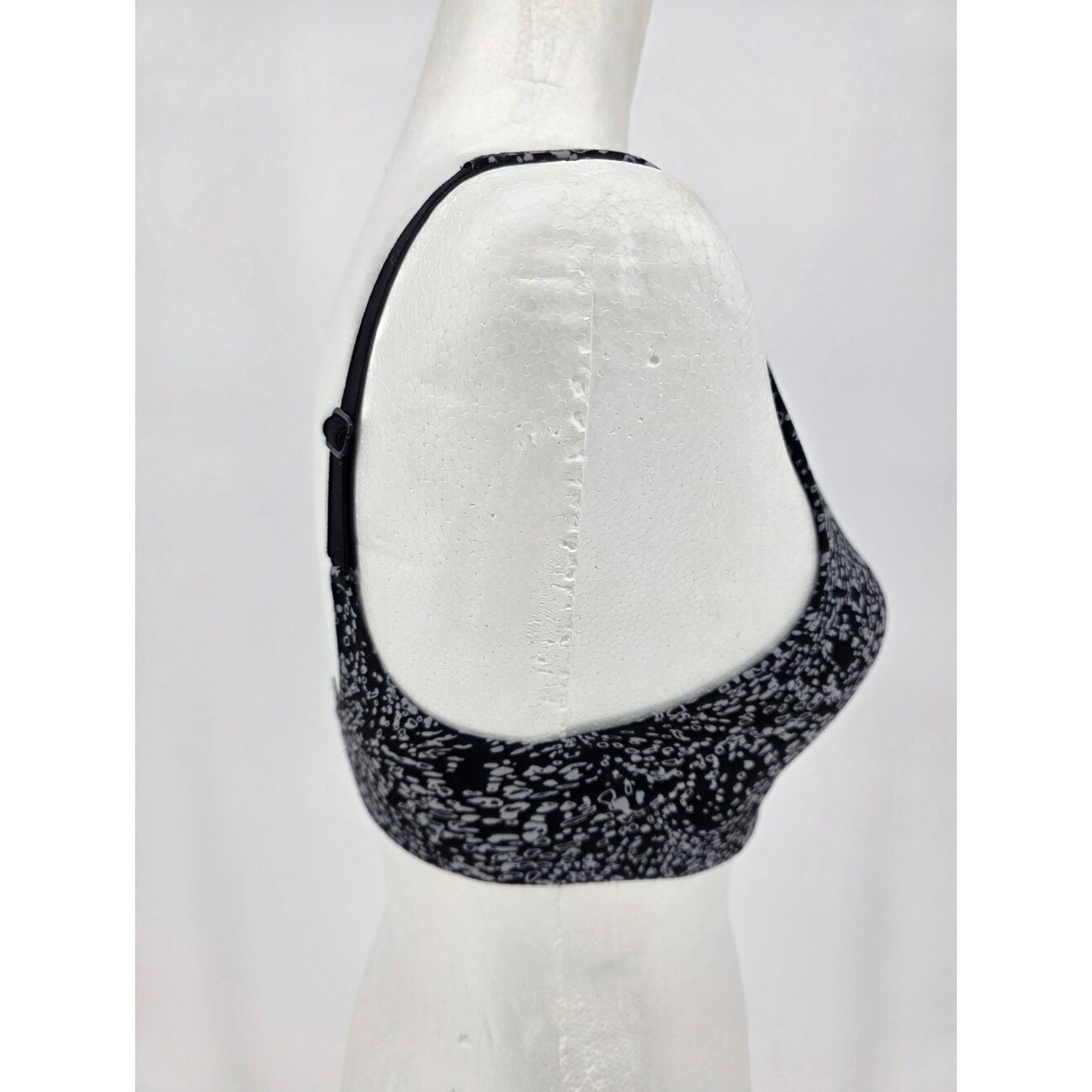 Lululemon In Alignment Bra Black White Print Adjustable Strap Size Unknown