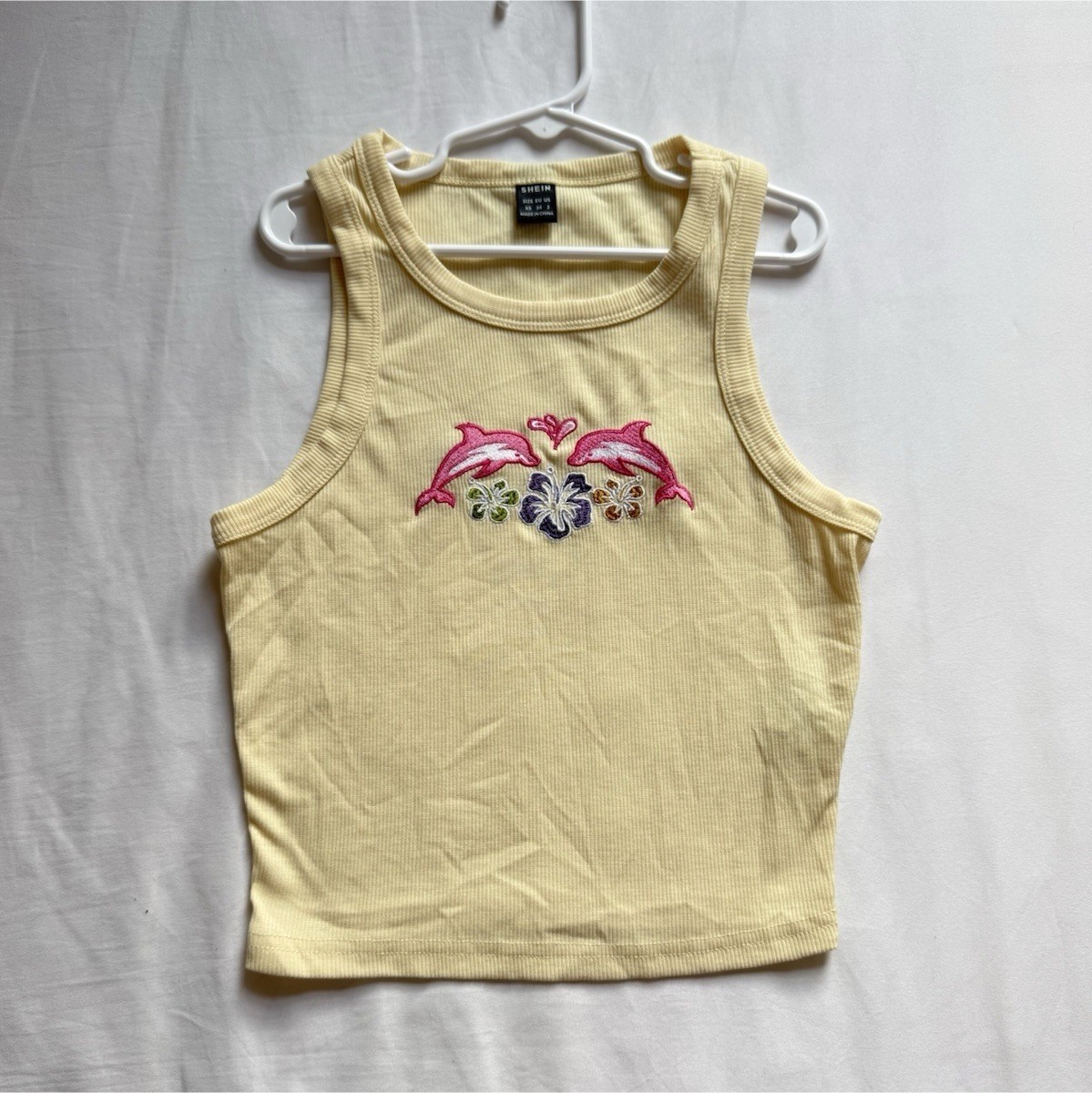 SHEIN Women’s Ribbed Knit Tank Top Embroidered Dolphin & Flower Beige XS