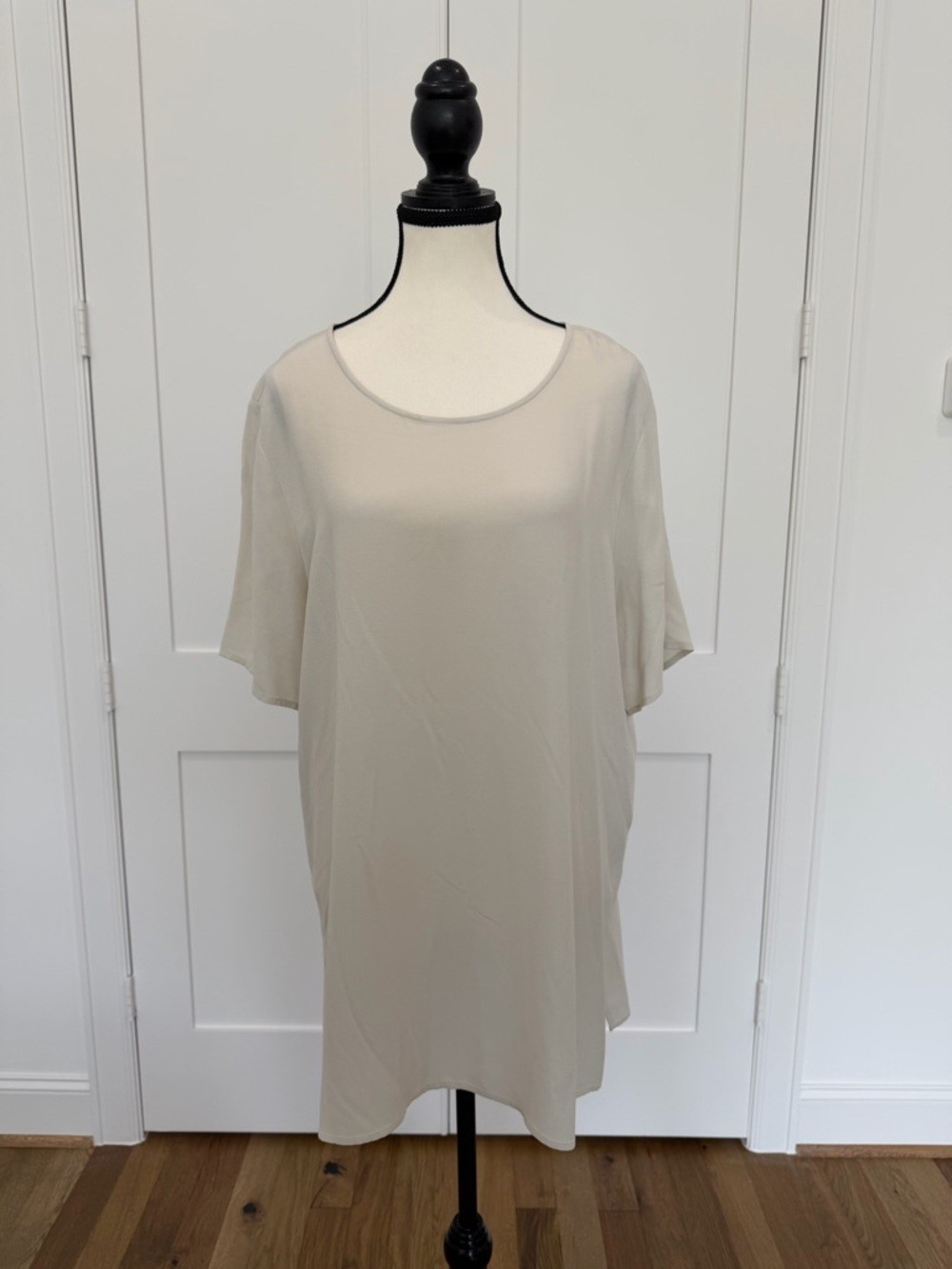 Eileen Fisher Ivory Silk Crewneck Blouse XL Short Sleeve