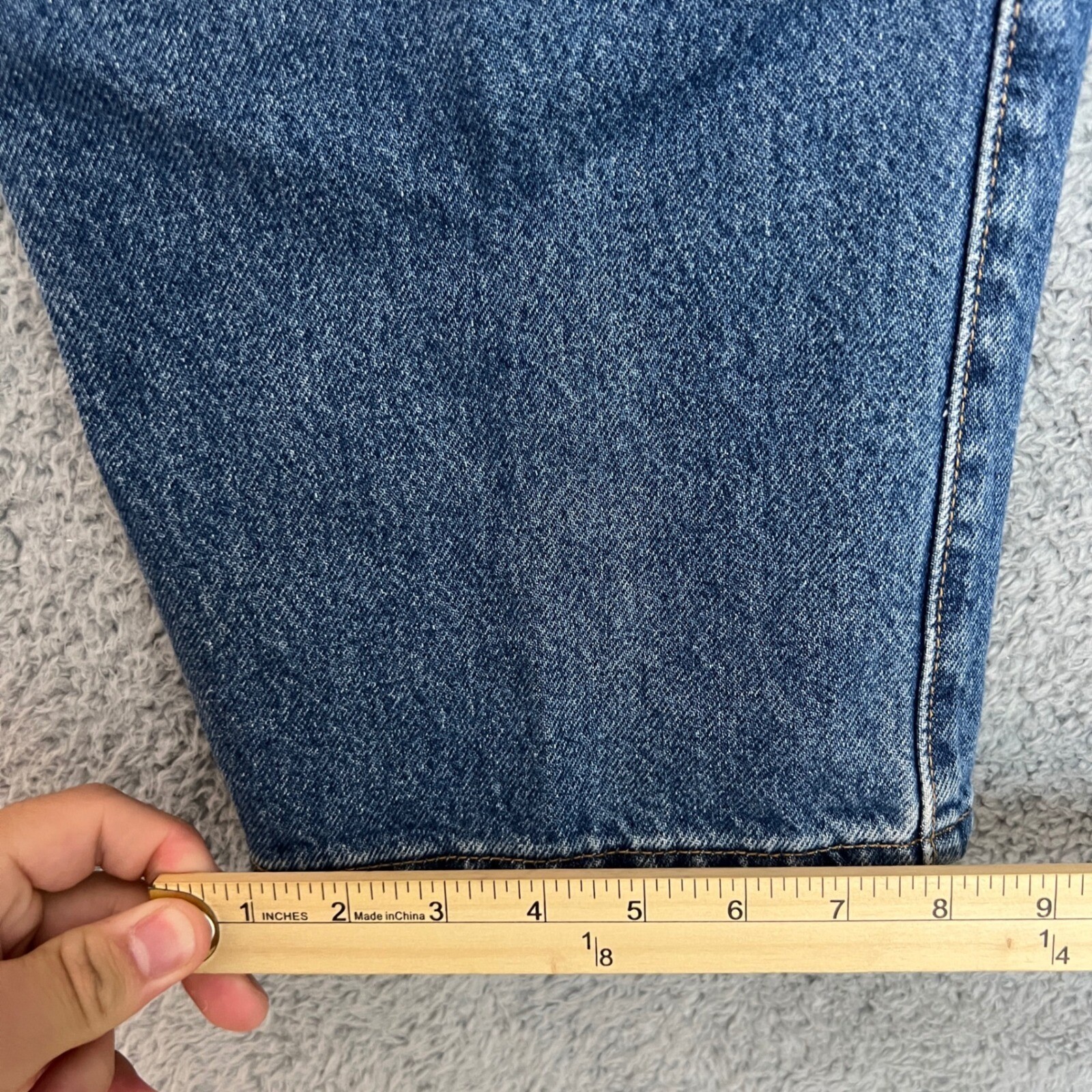 Levi 540 Jeans Mens 44×30 Blue Excellent Relaxed Fit Straight Leg Denim