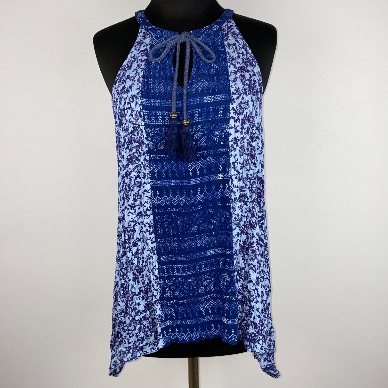 Knox Rose 1 Keyhole Tie Tassel Front Pattern Tunic Tank Top Shark Bite Hem Boho