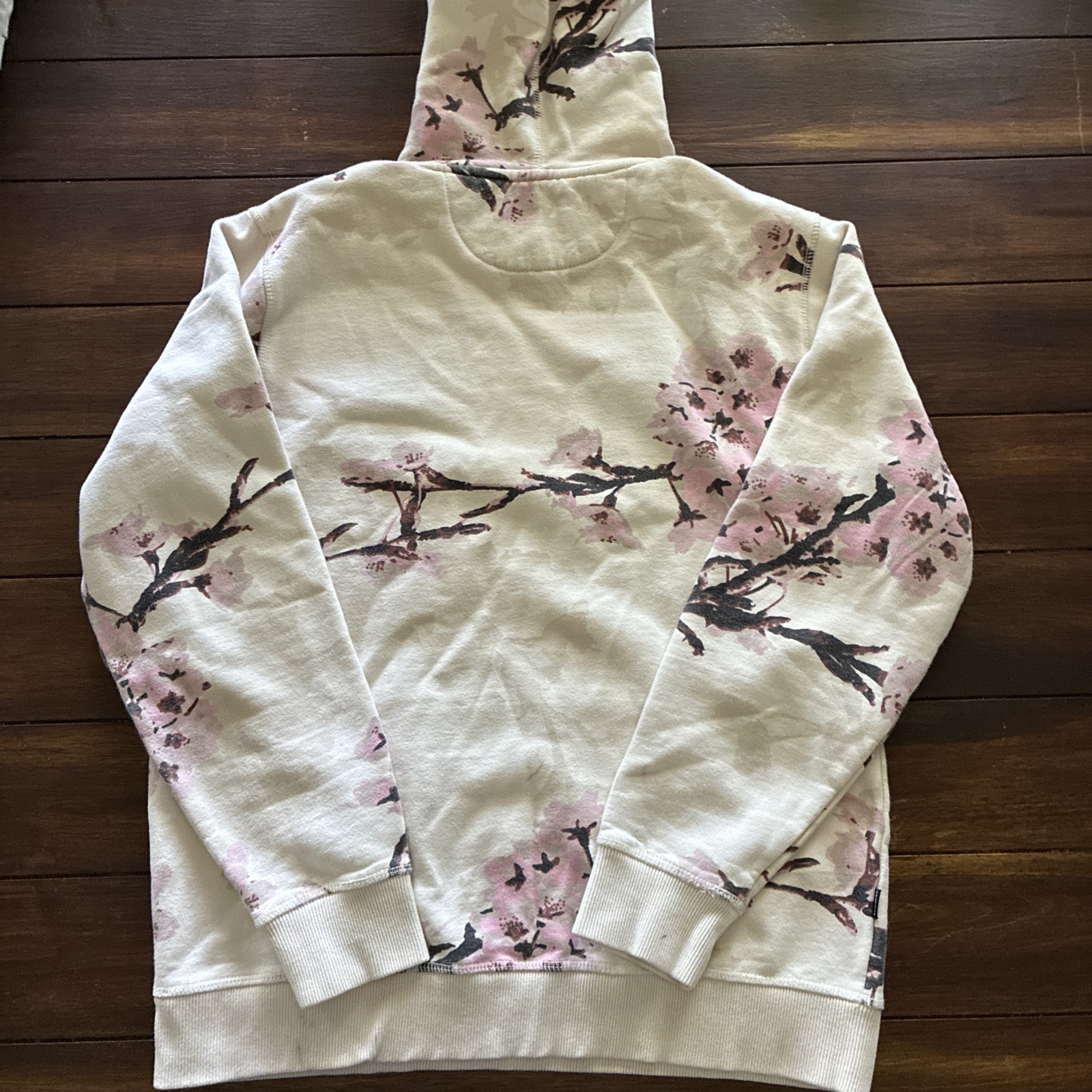 Primitive Skateboarding Cherry Blossom Floral Hoodie Mens Large Cream Sakura