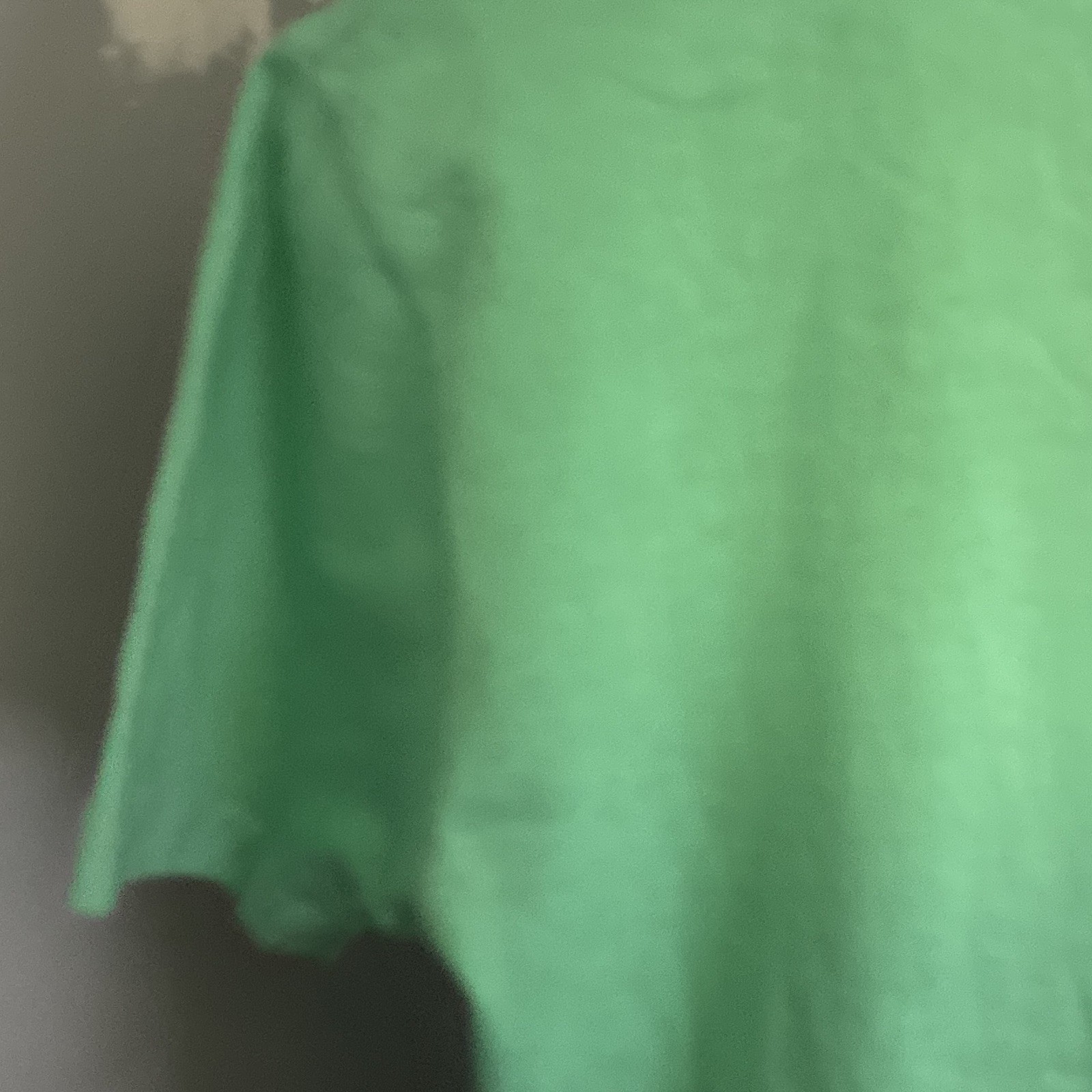 NWT Evolution In Design kids Green DRIP Graphic Crewneck Tee Size XL (18-20)