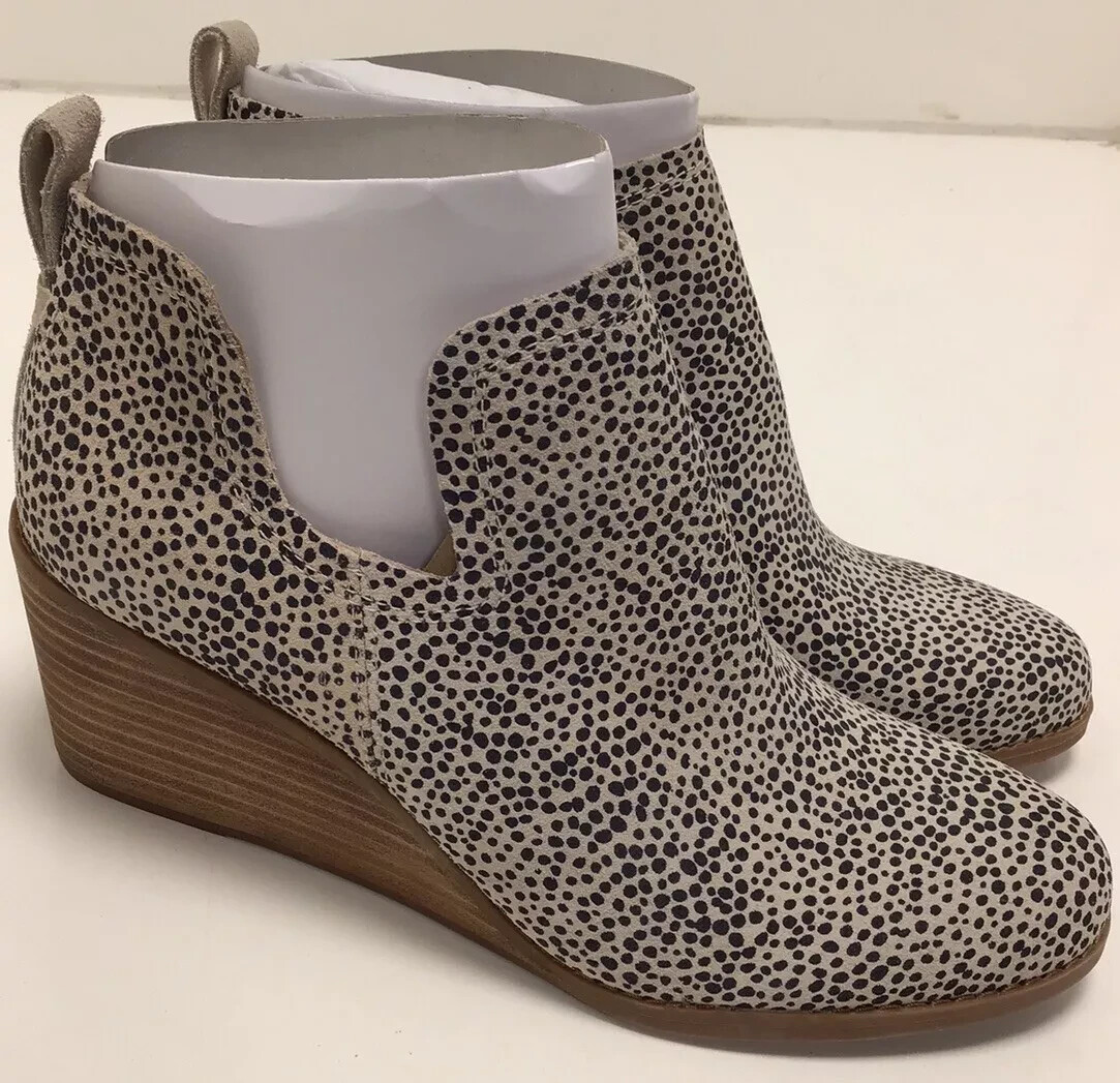 TOMS 10016177 Women’s Kallie Cheetah Wedge Bootie Boots Shoes Size 9US/7UK/40EU