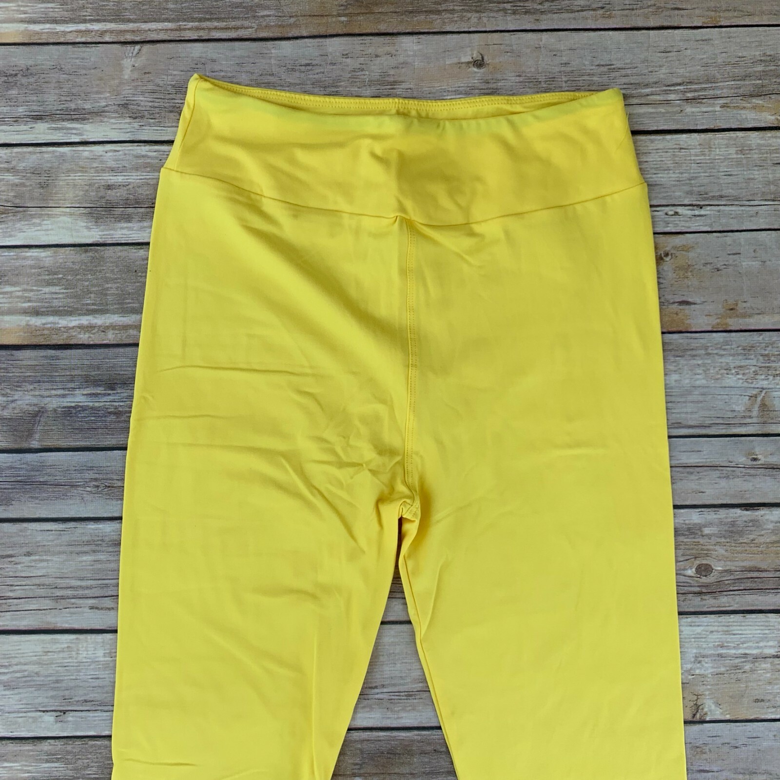 Sunshine Yellow Solid CAPRI Women’s Leggings OS One Size 2-10 Yoga Waistband