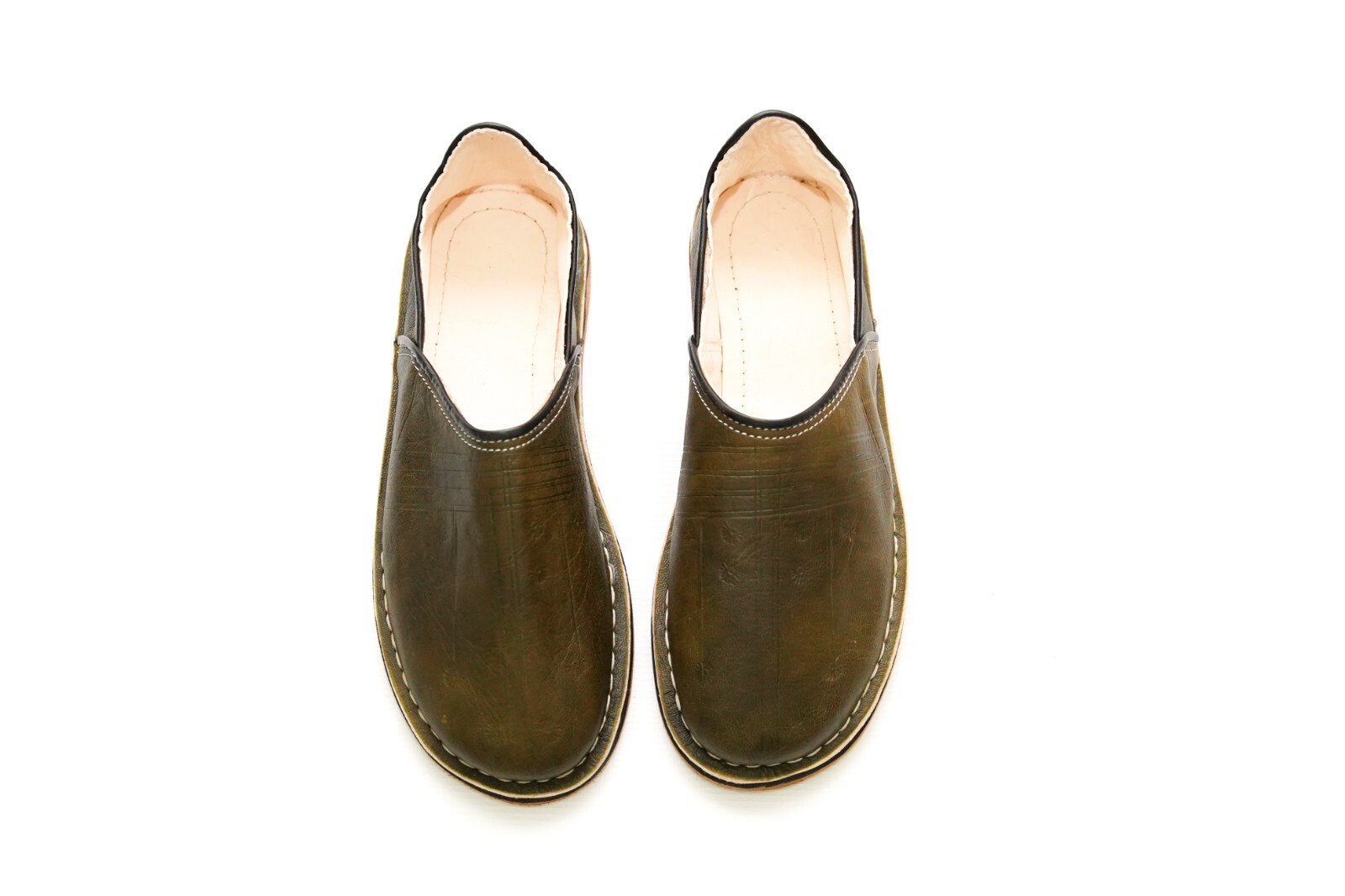 Handmade Moroccan Babouche Slippers for Men – Olive Green Leather – Organic Shee