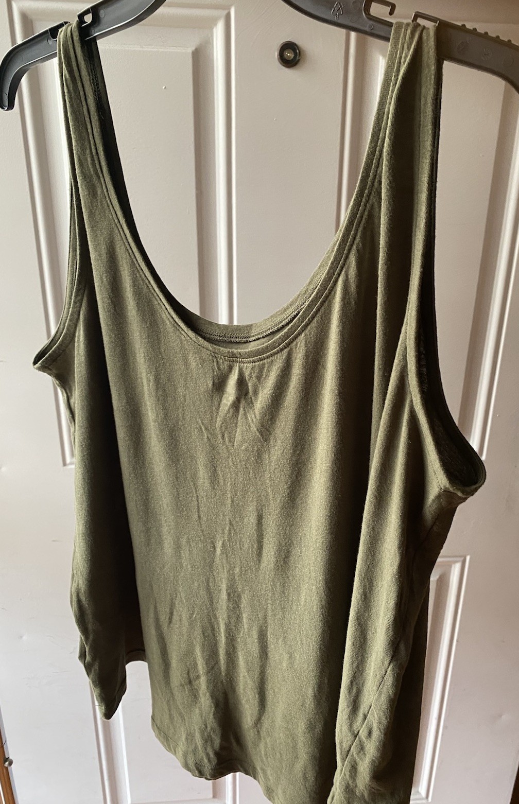 Old Navy Women’s Green Solid Scoop Neck Sleeveless Tank Top, Regular XL