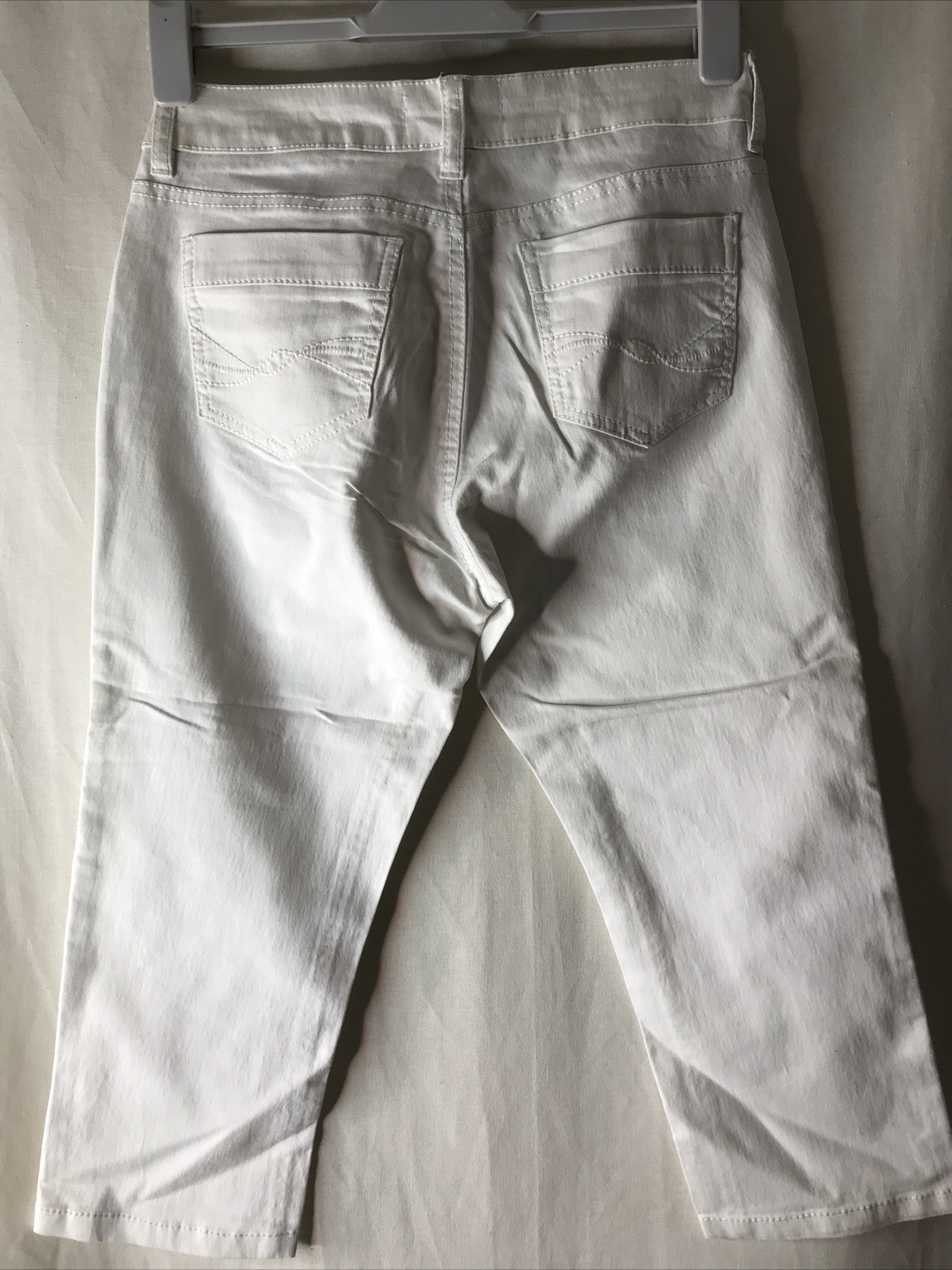 Dean St. Troper France Women’s Capris, White Cotton Blend Pants Varies Sizes New
