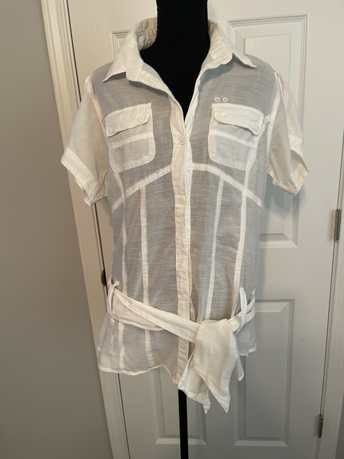 DKNY Jeans Women’s White Linen Button-Down Blouse Short Sleeve Belted S