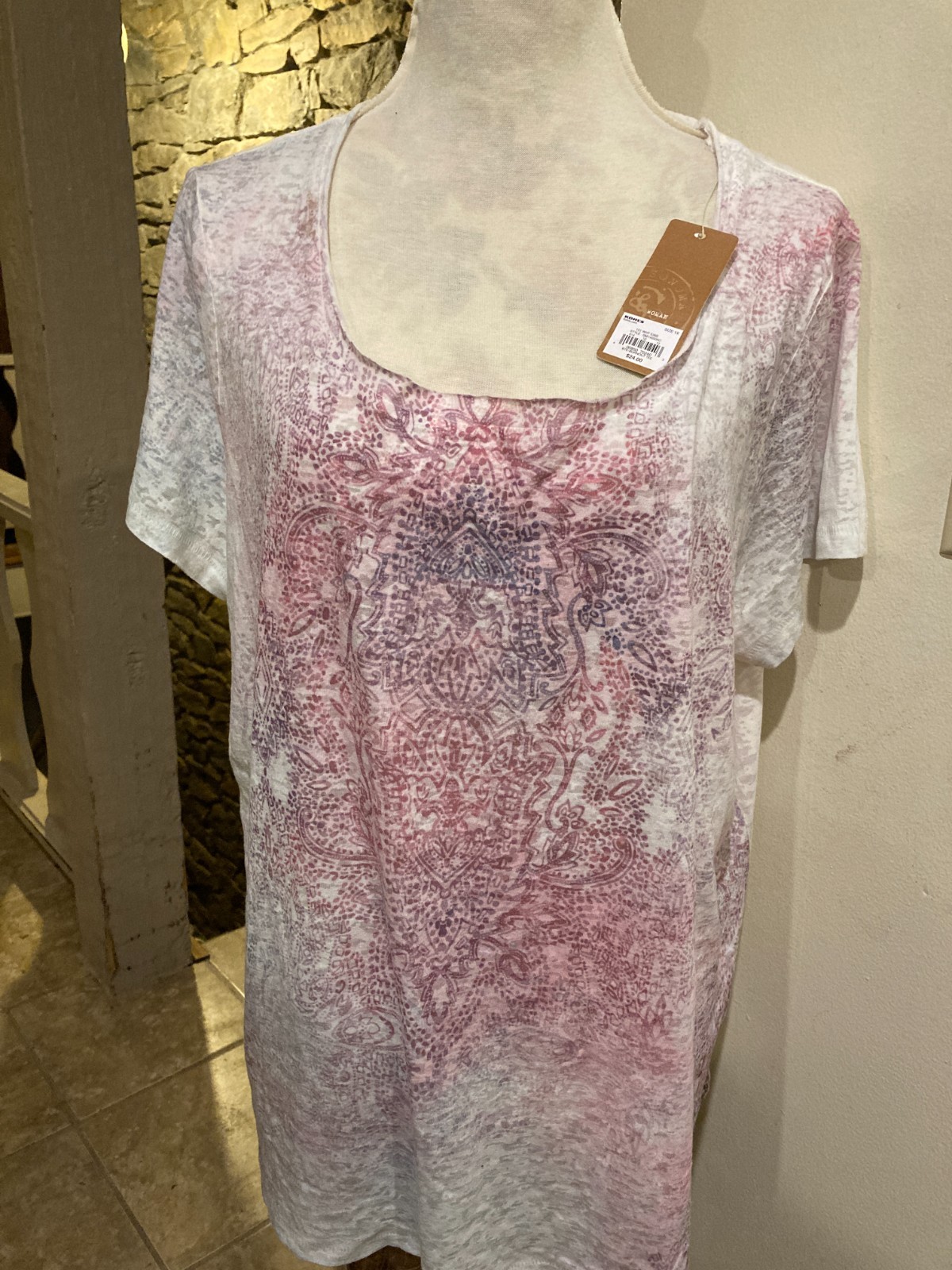 Sonoma Life&Style, Plus SZ 1X, Lightweight, semi-sheer, Tag $24.00 NWT