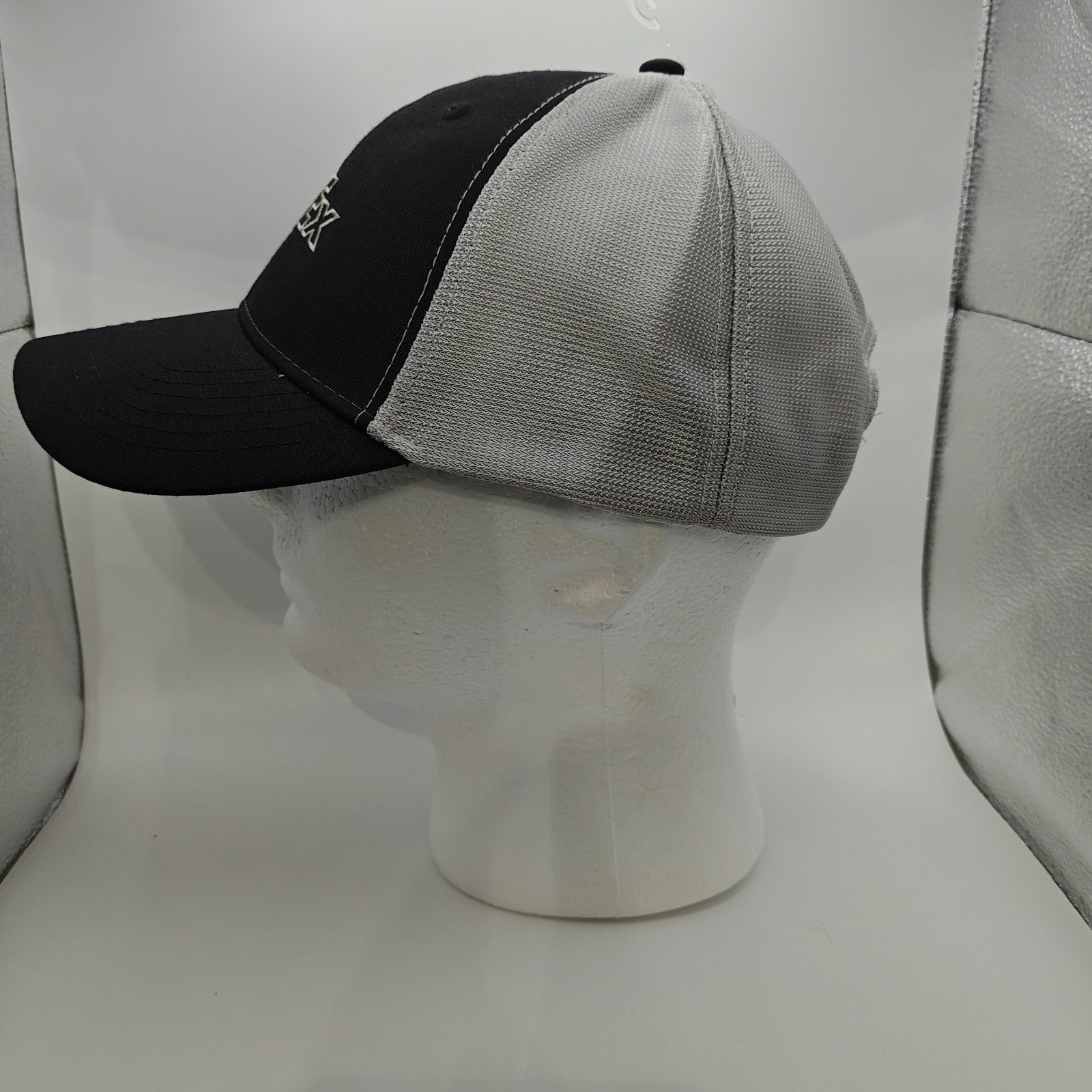 FedEx Logo Mesh Snapback Adjustable Size RG-M Trucker Hat Cap Navy Black