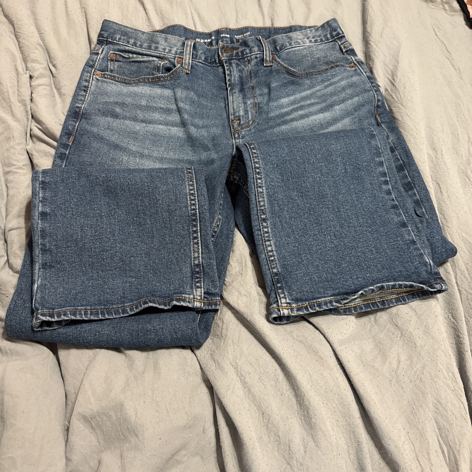 Old Navy Loose Men’s size 32×30 Medium Wash Blue Denim Jeans