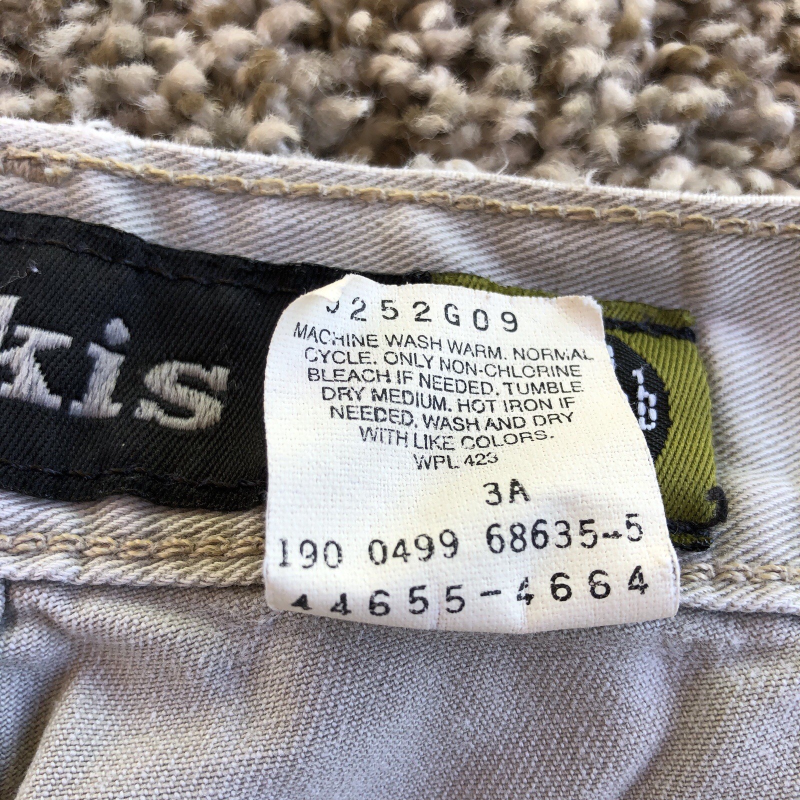 Vtg Levis SilverTab Khakis Pants Mens 29×30 Beige Relaxed Fit Carpenter Loop Y2K
