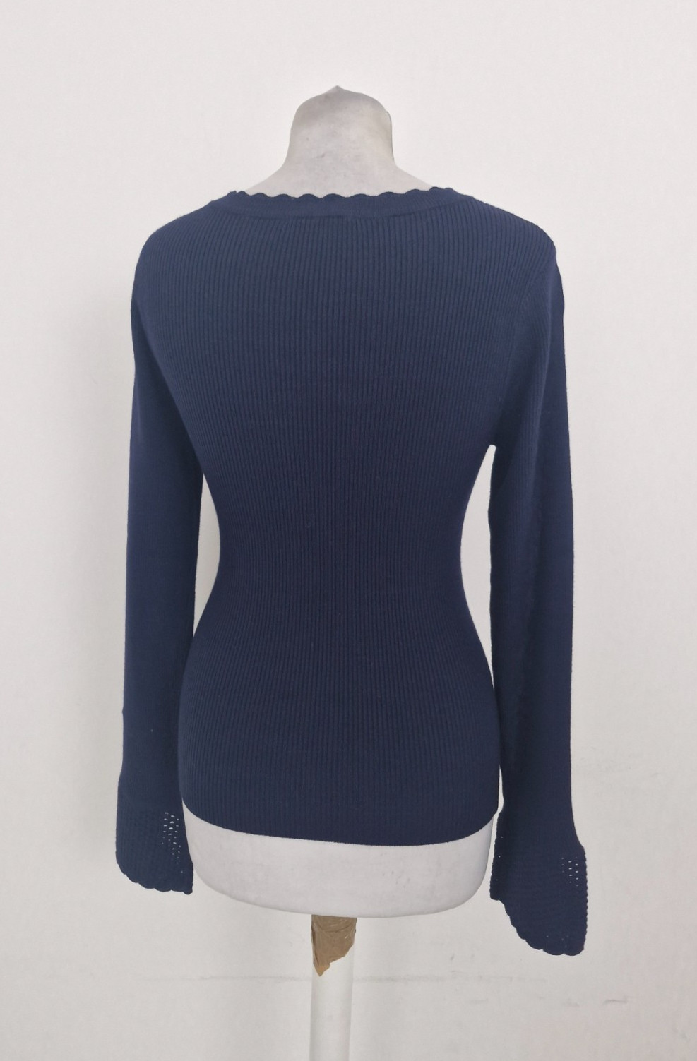 Nobody’s Child Women’s Top Size S Navy Scalloped Trim Ribbed Crochet Cuff New