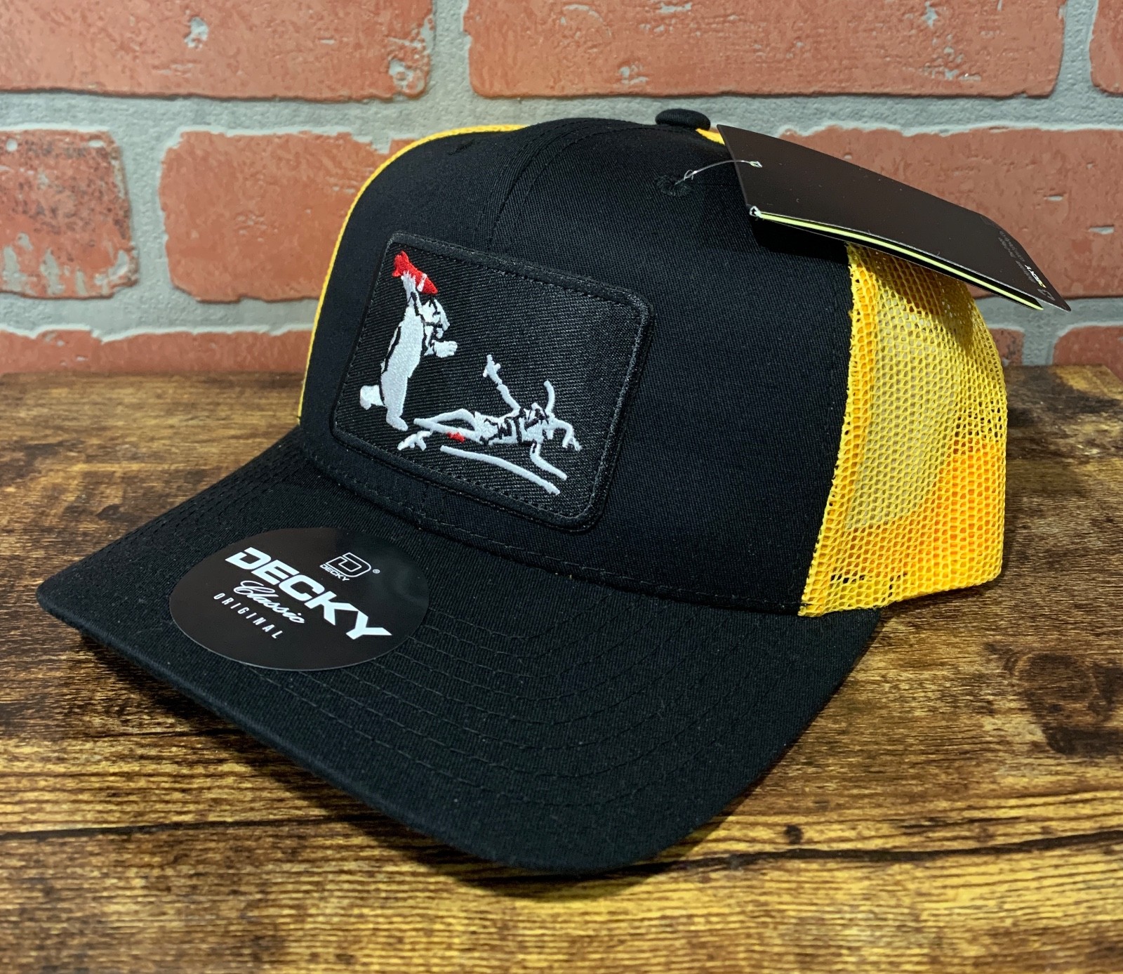 Blackbeard Pirate Flag Bear Vs Demon Decky 6021 Mid Profile Trucker Snapback Hat
