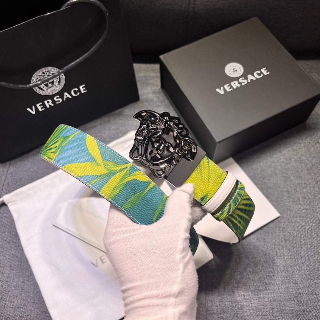 Versace belt REVERSIBLE for sale authentic Classic Belt Width:4.0cm/1.57in