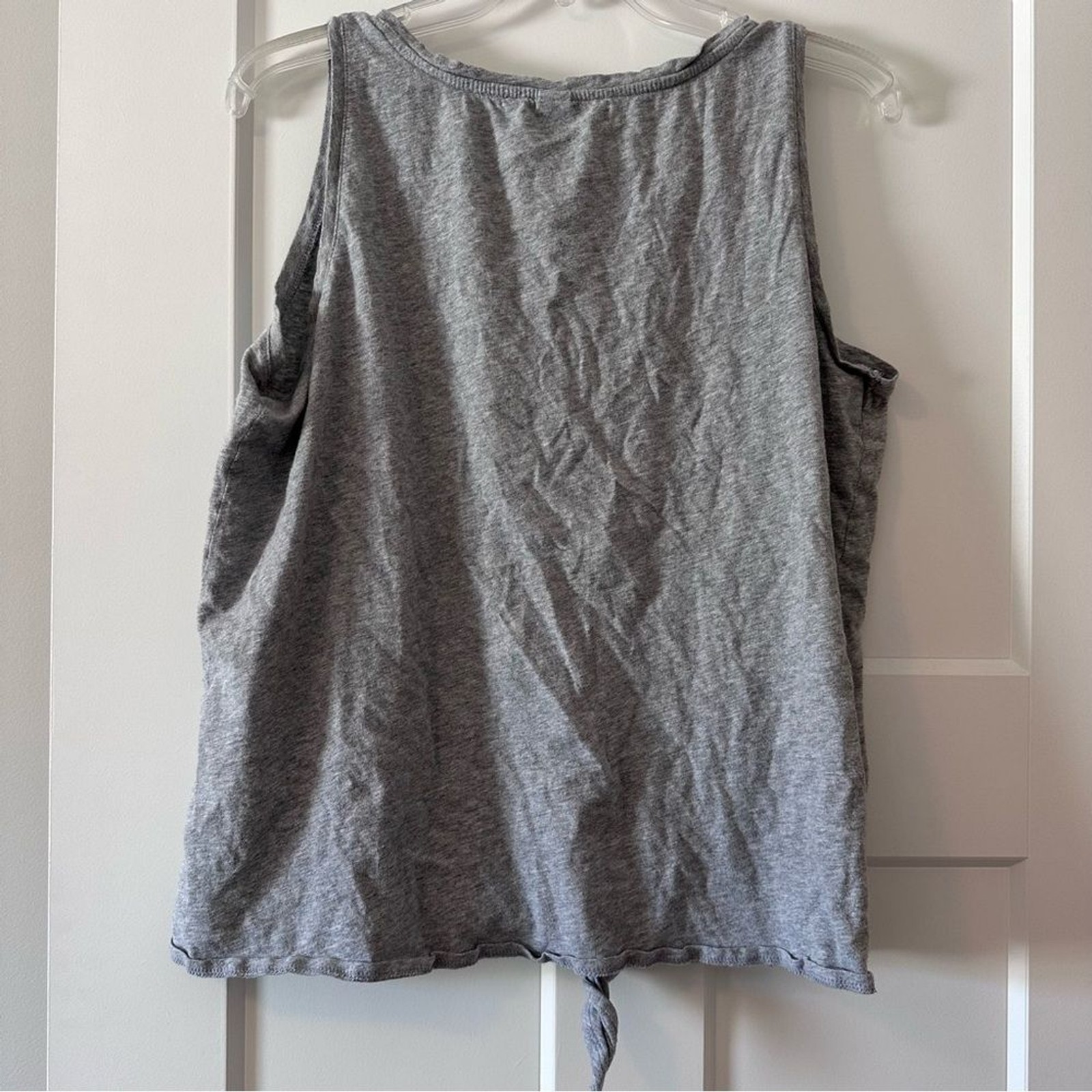 1X Gray Sleeveless Old Navy Tank Top