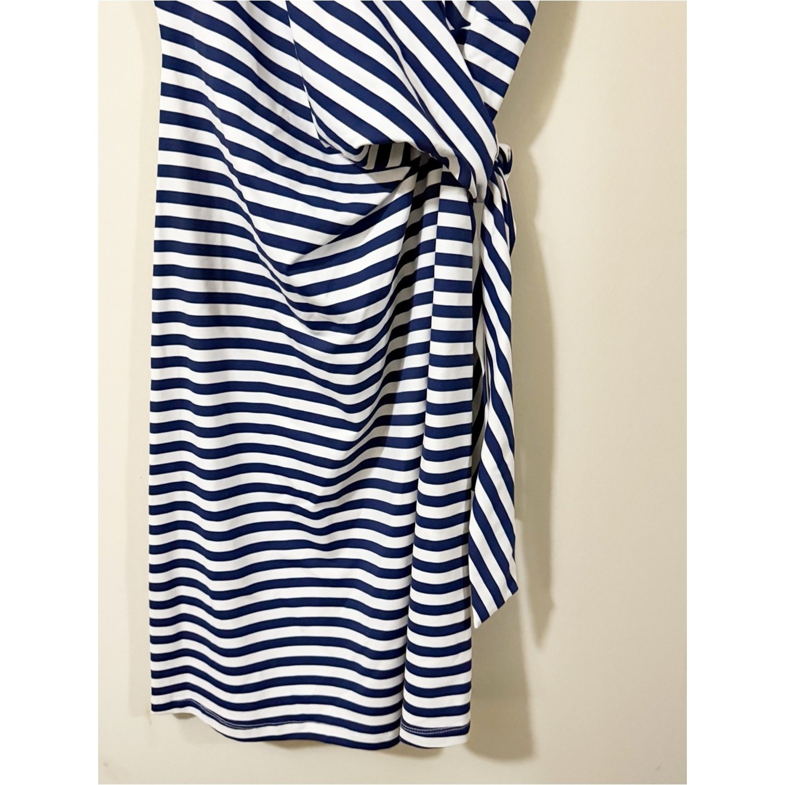 NWT J. Mclaughlin Bangle Navy Striped Womens Dress Size Small Summer Vacation