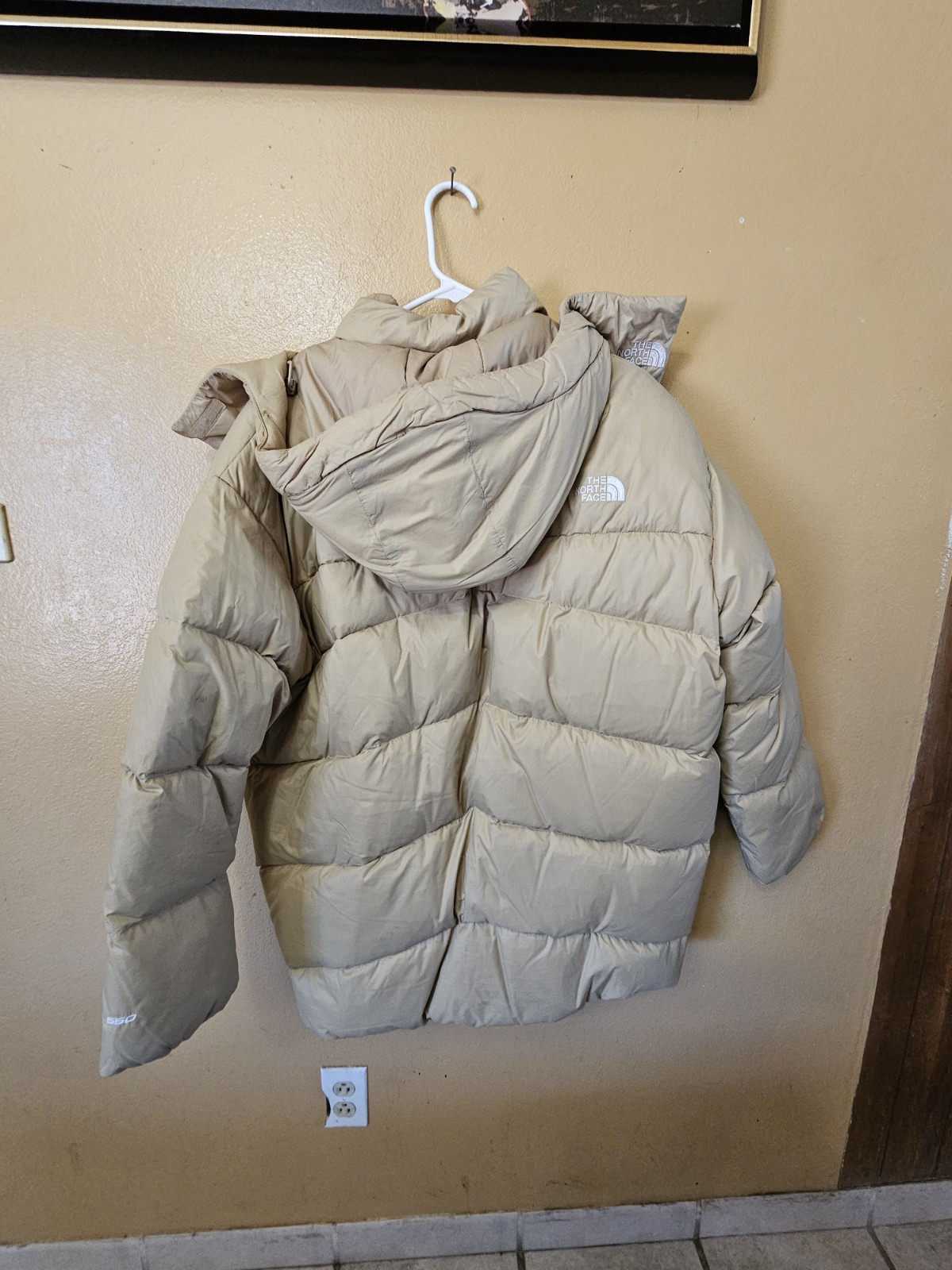 The North Face Hooded Jacket Women M Puffer 550 New With Tags Cream Color CC1
