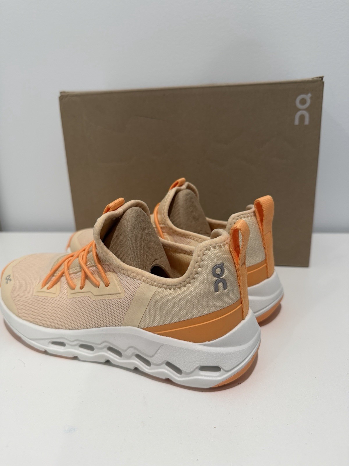 On Cloud Cloudleap Womens Youth Size US 13 New With Box
