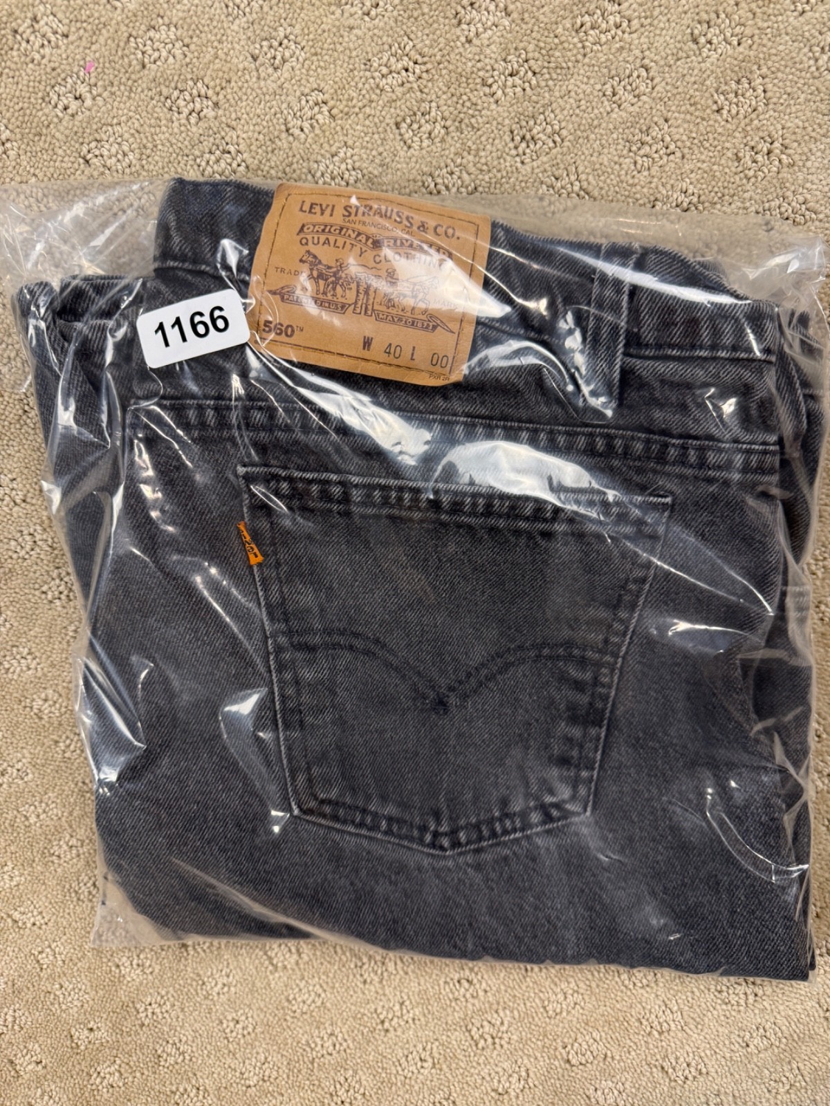 Vintage Men’s Levi’s Orange Tab 560 Loose Fit Shorts Black Waist Size 40 #1166
